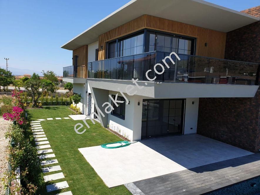 emlakcidan izmir cesme ciftlik mahallesi 4 1 satilik villa 5 850 000 tl 8984424