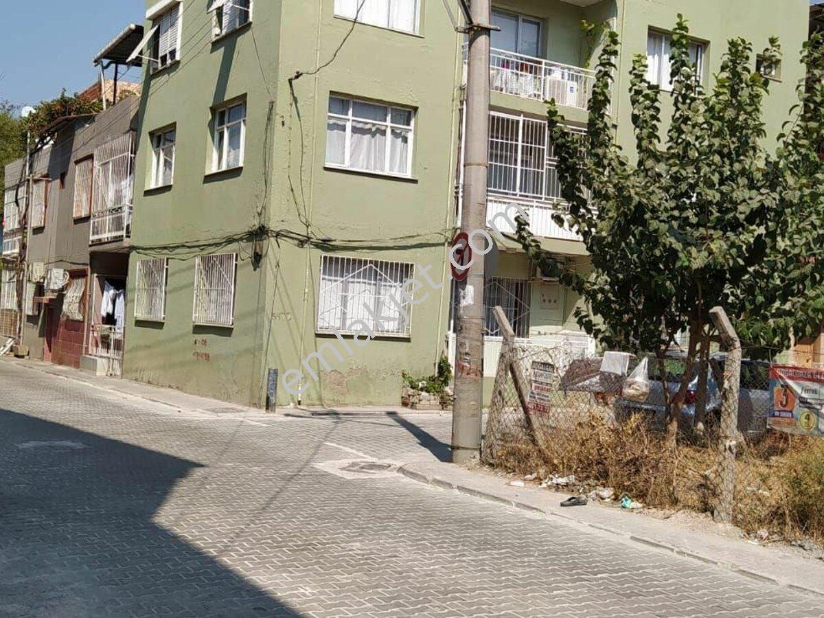 emlakcidan izmir bornova rafet pasa mahallesi satilik konut imarli 11 111 tl 8984836