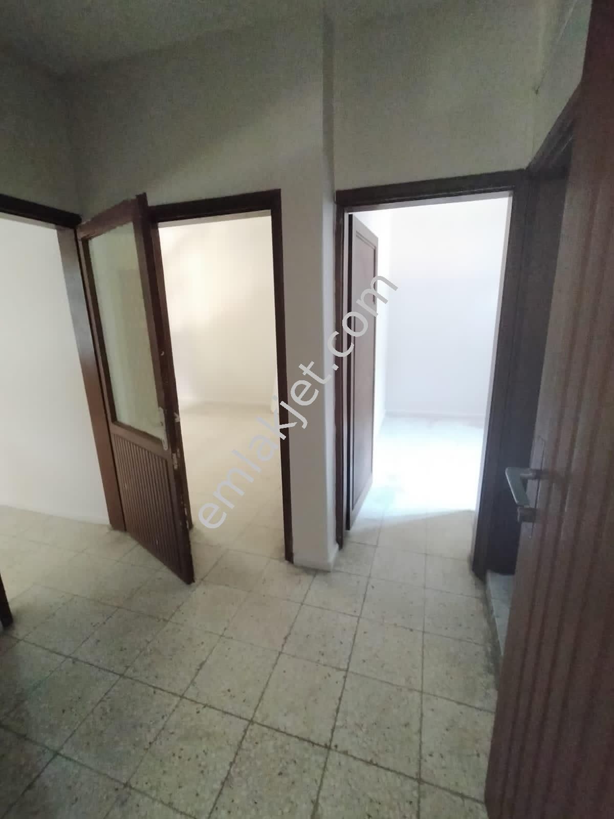 Emlakçıdan Adana Çukurova Belediye Evleri Mahallesi 2+1 Kiralık Daire