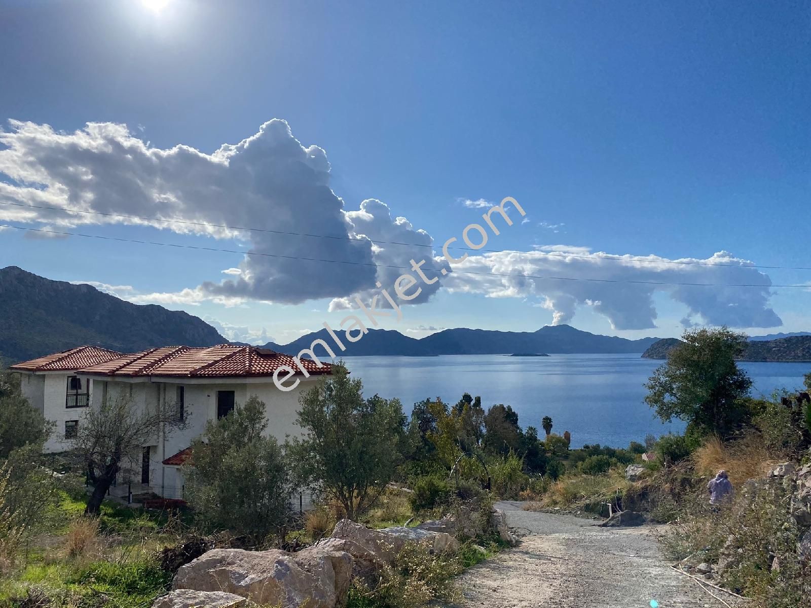 emlakcidan mugla marmaris sogut mahallesi satilik tarla 6 000 000 tl 9011384