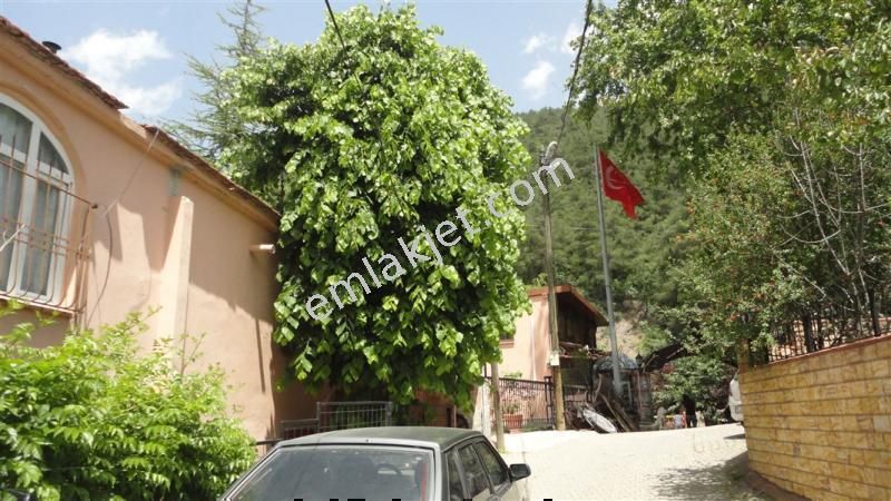 Emlakçıdan Bursa Kestel Derekızık Mahallesi 4+2 Satılık Daire 850.000