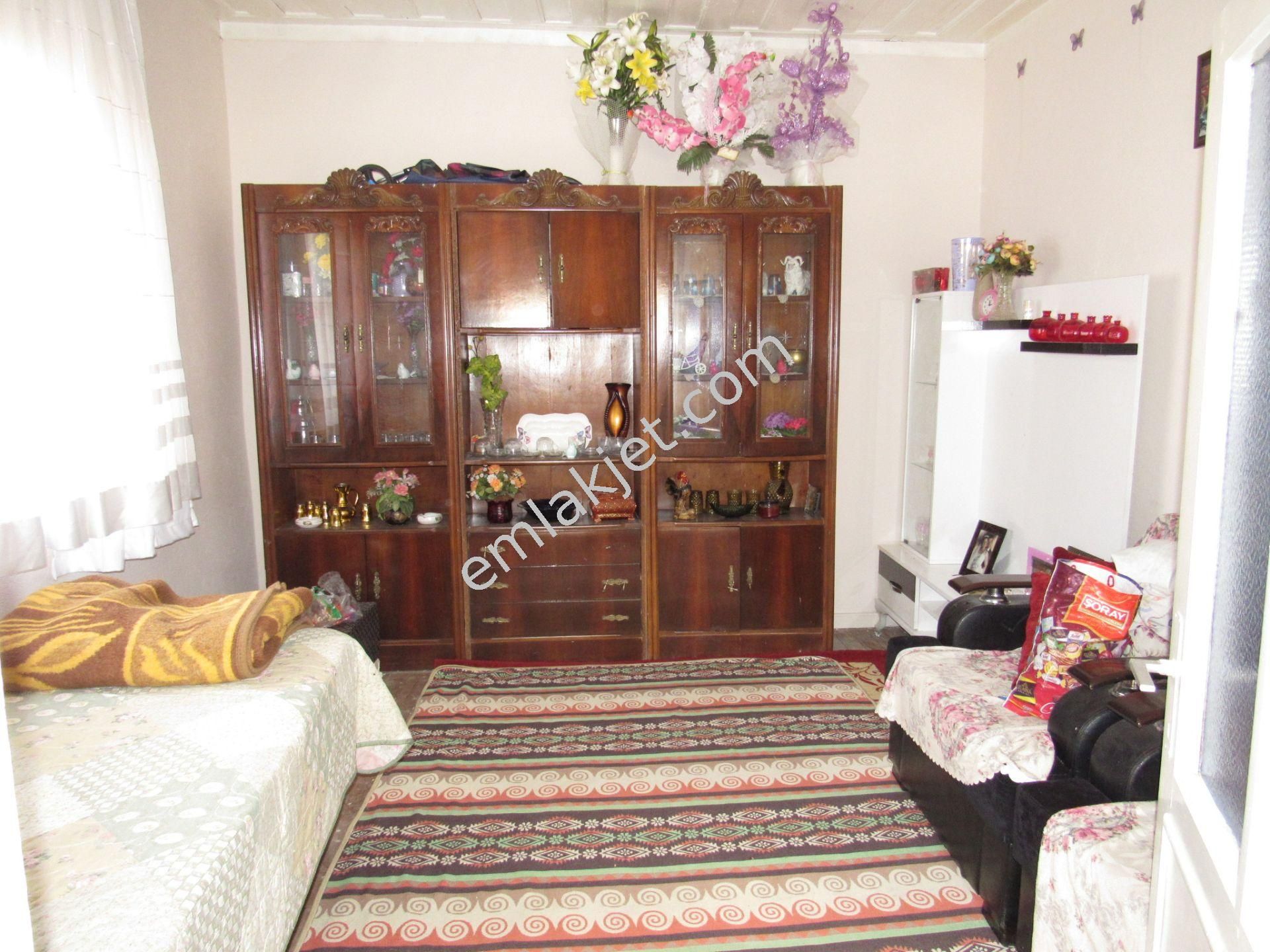 Emlakcidan Aydin Kuyucak Beseylul Mahallesi 3 1 Satilik Daire 138 000 Tl 9037560