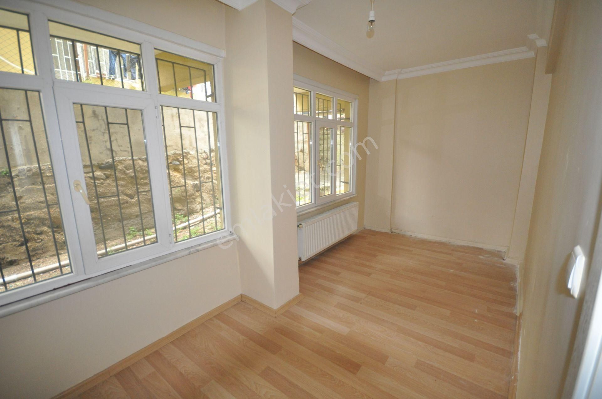 Elçi Gayrimenkul Den Dikilitaşta Yenilenmiş Kiralık Daire