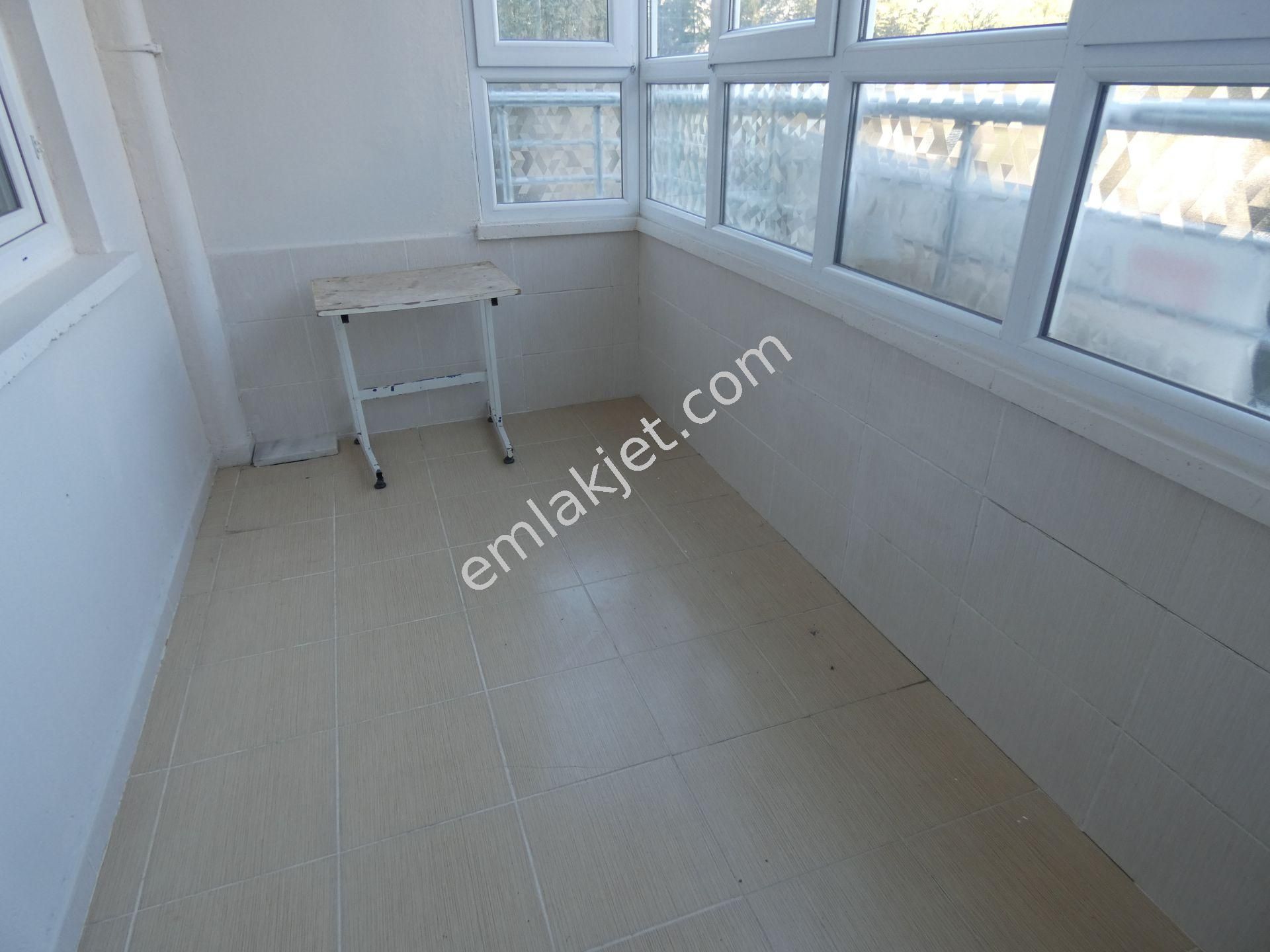 Emlakçıdan Adıyaman Adıyaman Merkez Karapınar Mahallesi 3+1 Satılık