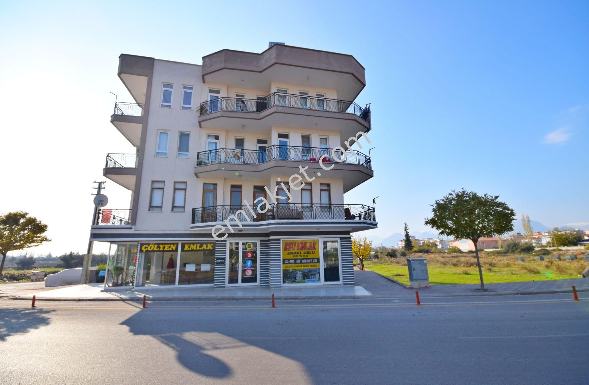 Emlakçıdan Antalya Döşemealtı Yeniköy Mahallesi 3+1 Satılık Daire 350