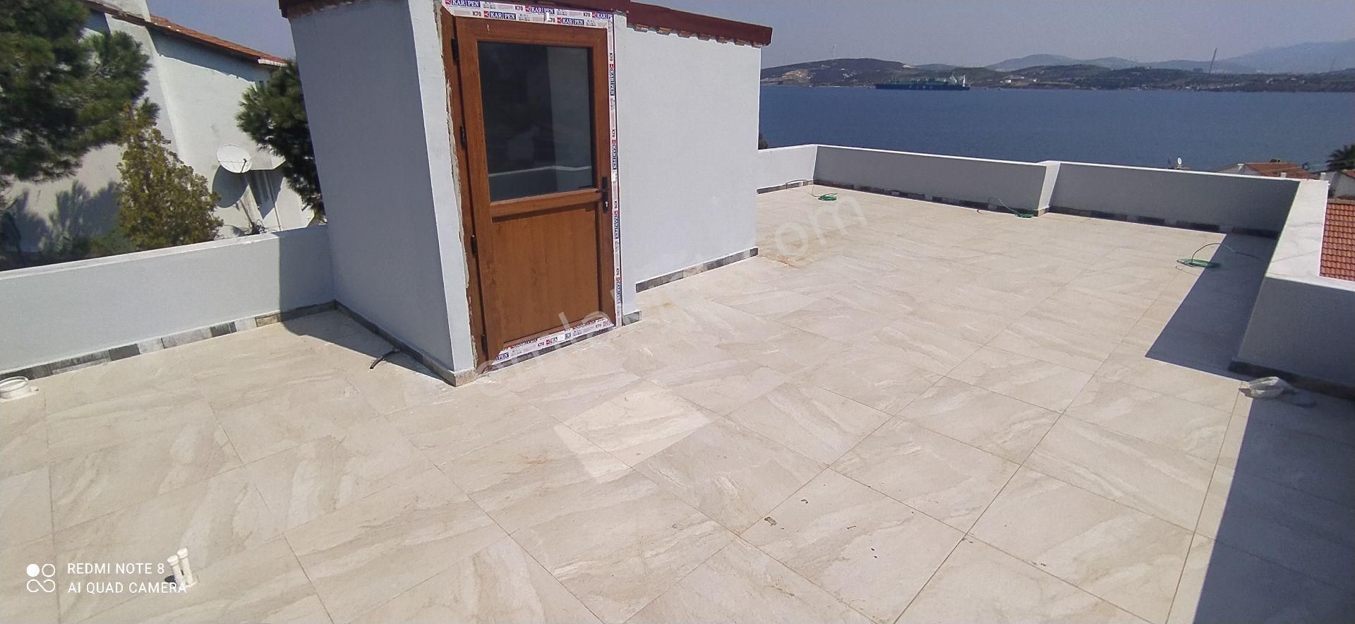 Emlakçıdan İzmir Foça Cumhuriyet Mahallesi 3+1 Satılık Müstakil 1.250