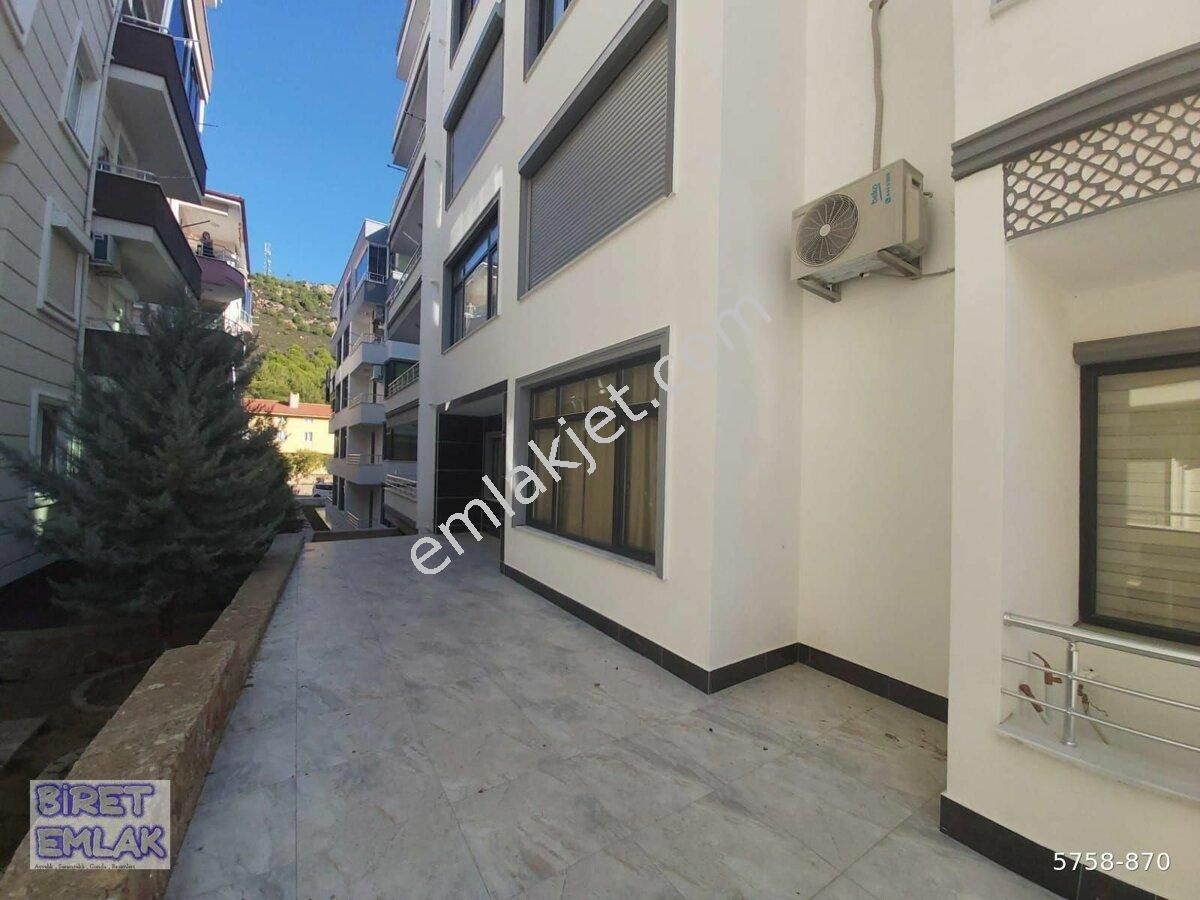 Emlakçıdan Balıkesir Ayvalık Küçükköy Mahallesi 1+1 Satılık Daire 310