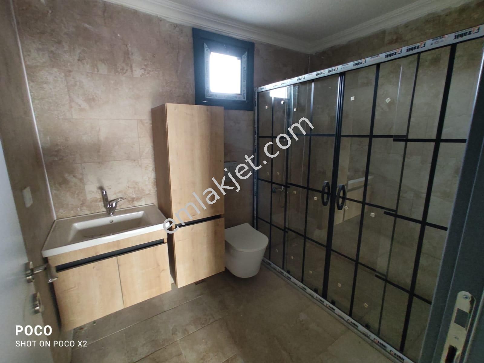 Emlakçıdan Tekirdağ Marmaraereğlisi Yeniçiftlik Mahallesi 3+1 Satılık