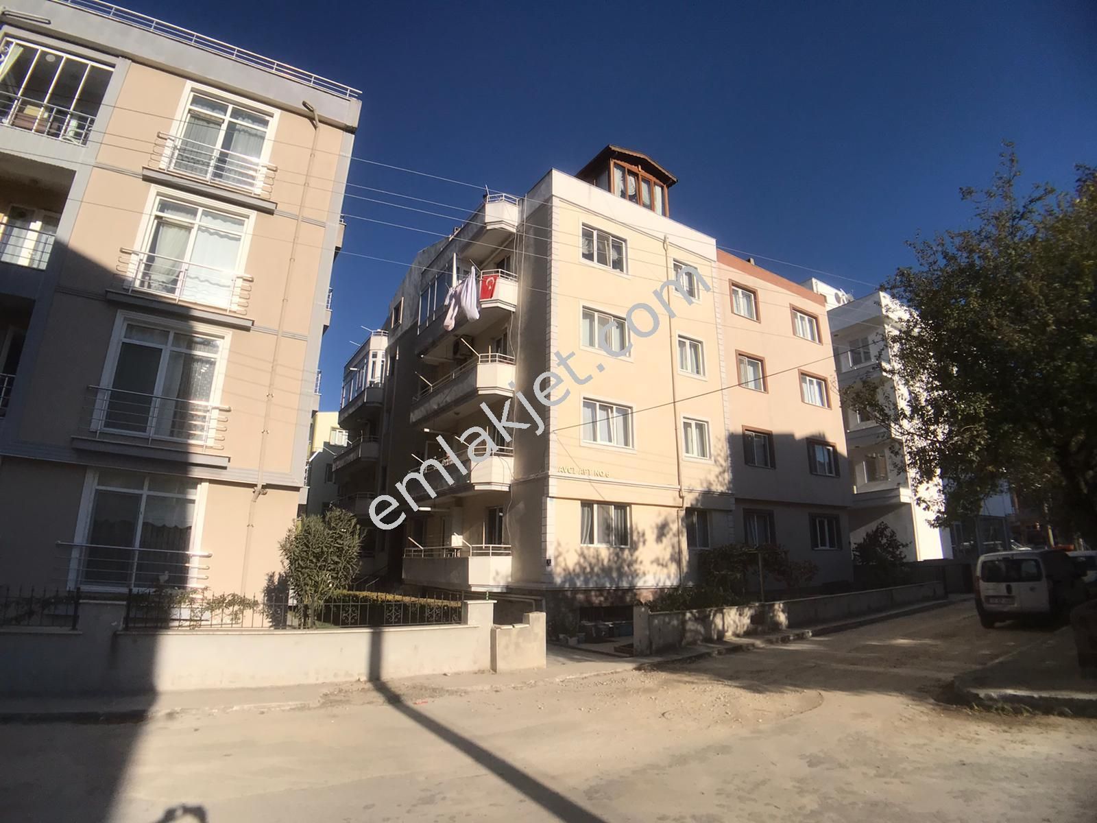 Canakkale Merkez Esenler Mahallesi Satilik Ev Emlakjet