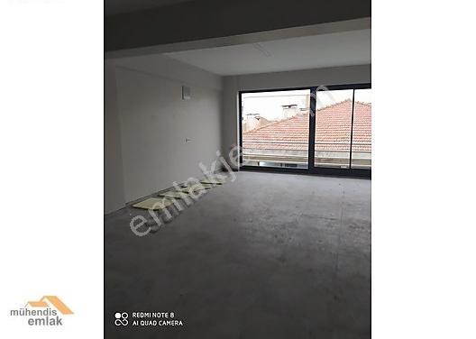 Ana Cadde Yakın 480m2 3 Katlı Herişe Uygun Bahçeli Komple Dükkan - Görsel 17