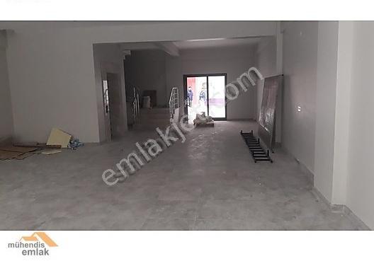 Ana Cadde Yakın 480m2 3 Katlı Herişe Uygun Bahçeli Komple Dükkan
