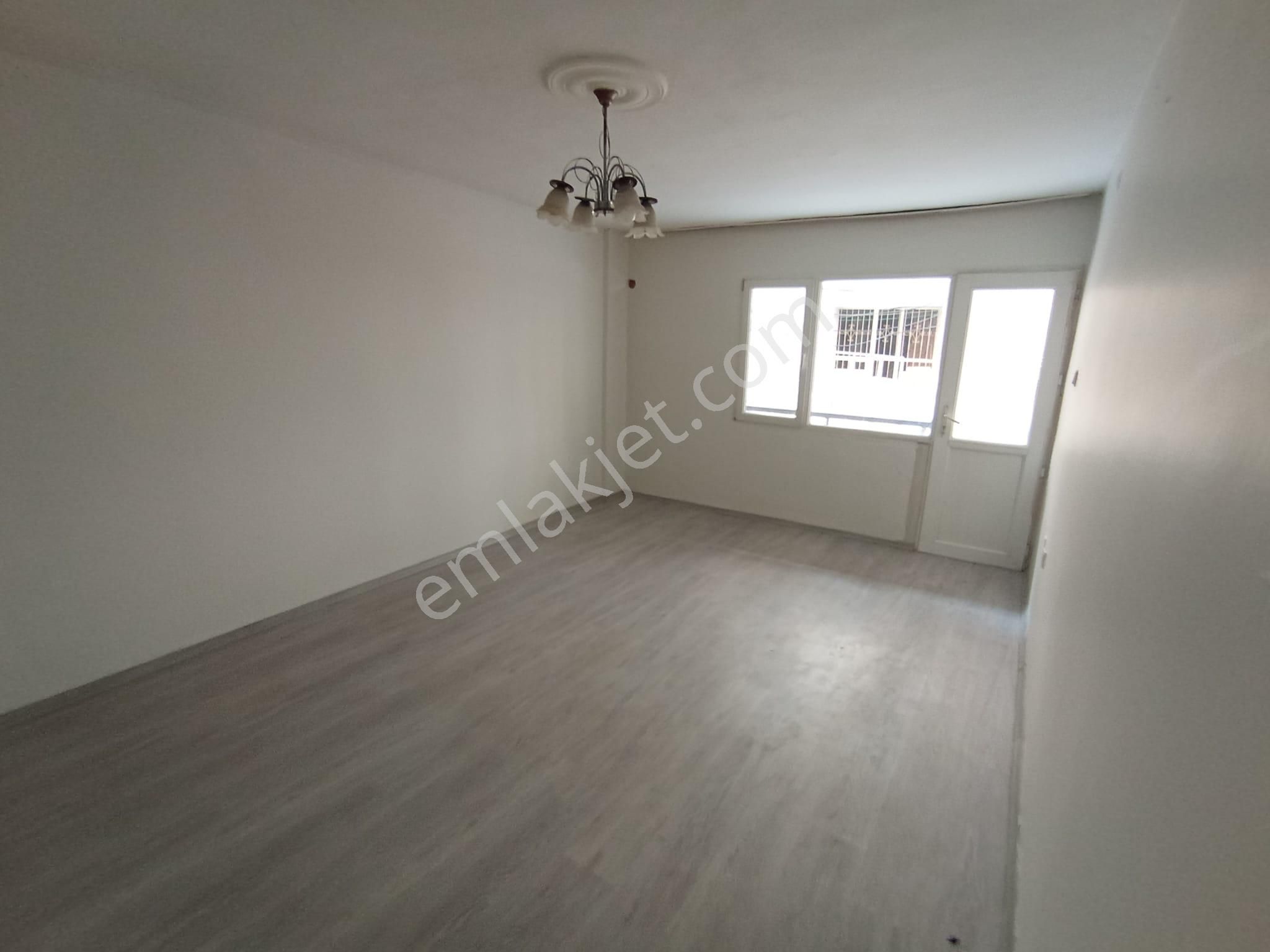 Eskiizmir Devrim Mh 2+1 110 Ana Cadde Yakını Yüksek Ğiriş Katı Kiralık Daire