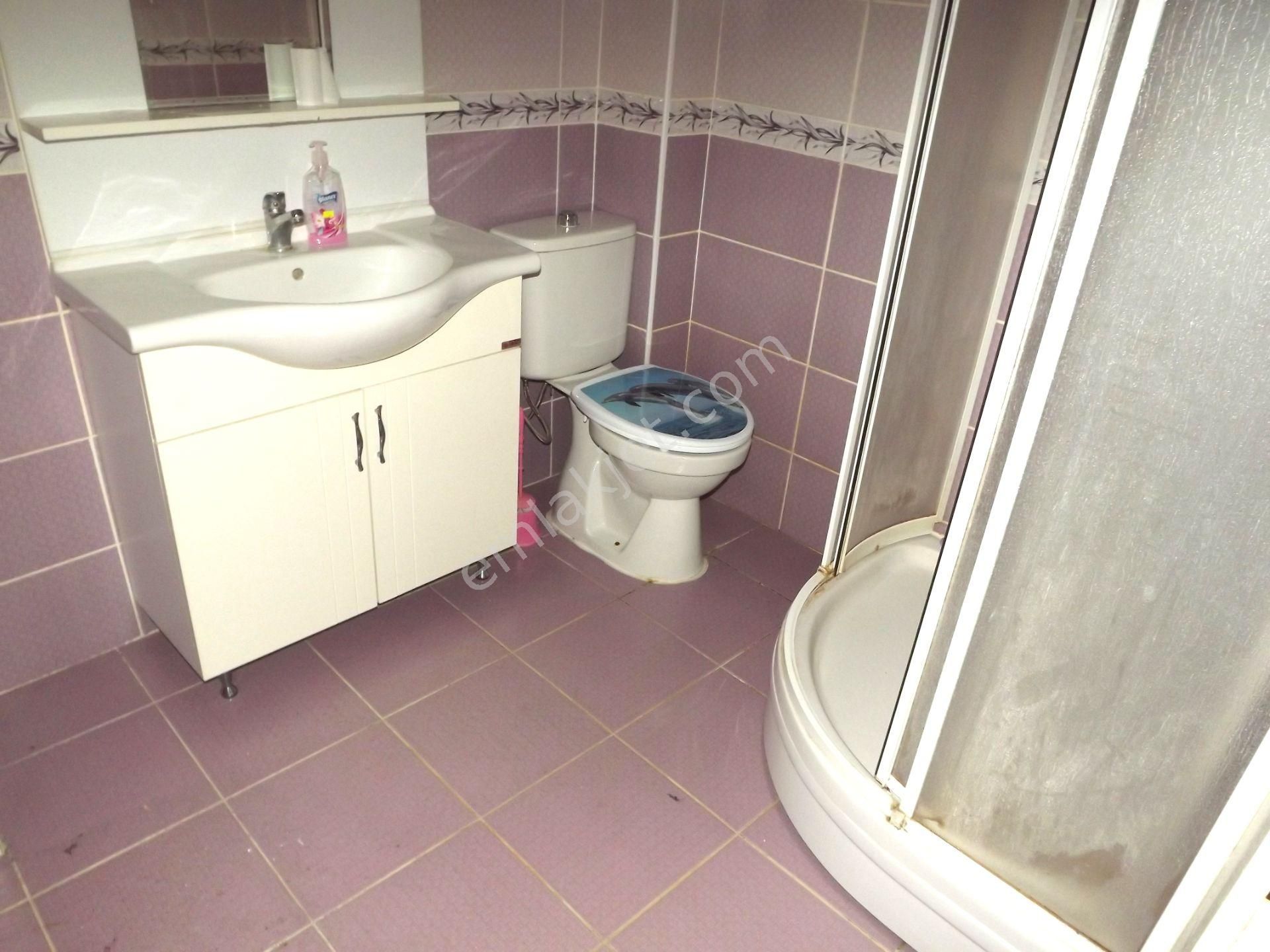 Emlakçıdan Edirne Edirne Merkez Şükrüpaşa Mahallesi 3+1 Kiralık Daire 1