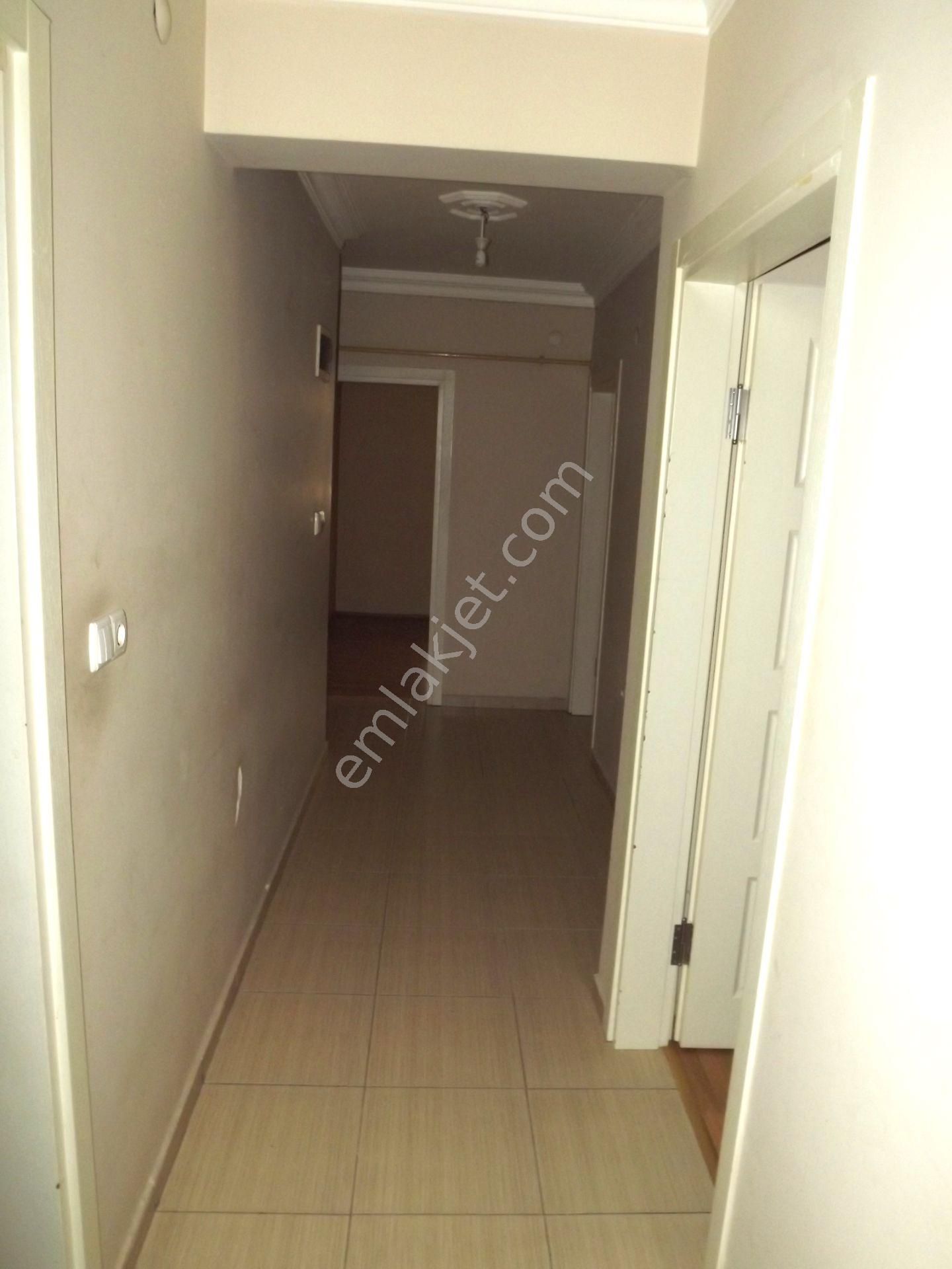 Emlakçıdan Edirne Edirne Merkez Şükrüpaşa Mahallesi 3+1 Kiralık Daire 1
