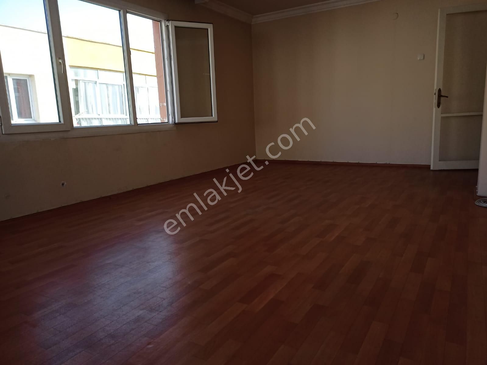 Sahibinden Bornova Haşim İşcan'da, Bölge İstasyonuna Yakın, Bakımlı - Görsel 9