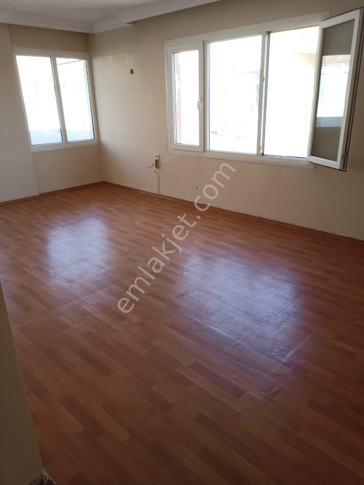 Sahibinden Bornova Haşim İşcan'da, Bölge İstasyonuna Yakın, Bakımlı - Görsel 6