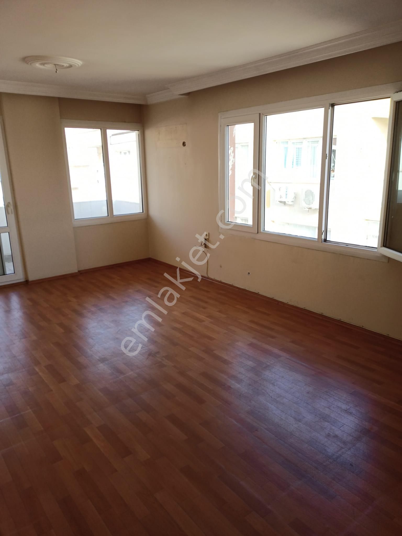 Sahibinden Bornova Haşim İşcan'da, Bölge İstasyonuna Yakın, Bakımlı - Görsel 11