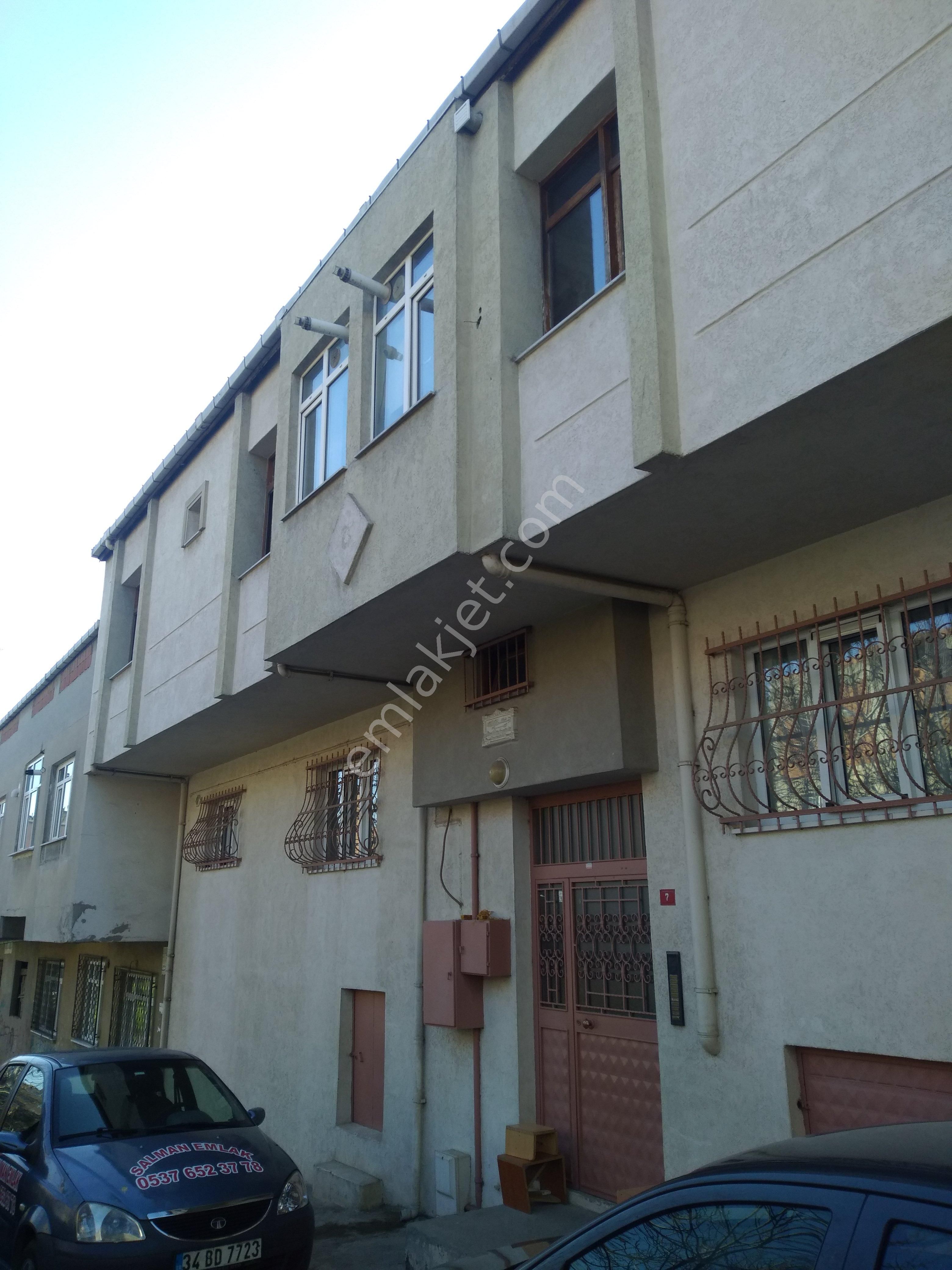 Emlakçıdan İstanbul Pendik Kavakpınar Mahallesi 3+1 Kiralık Daire 1.000