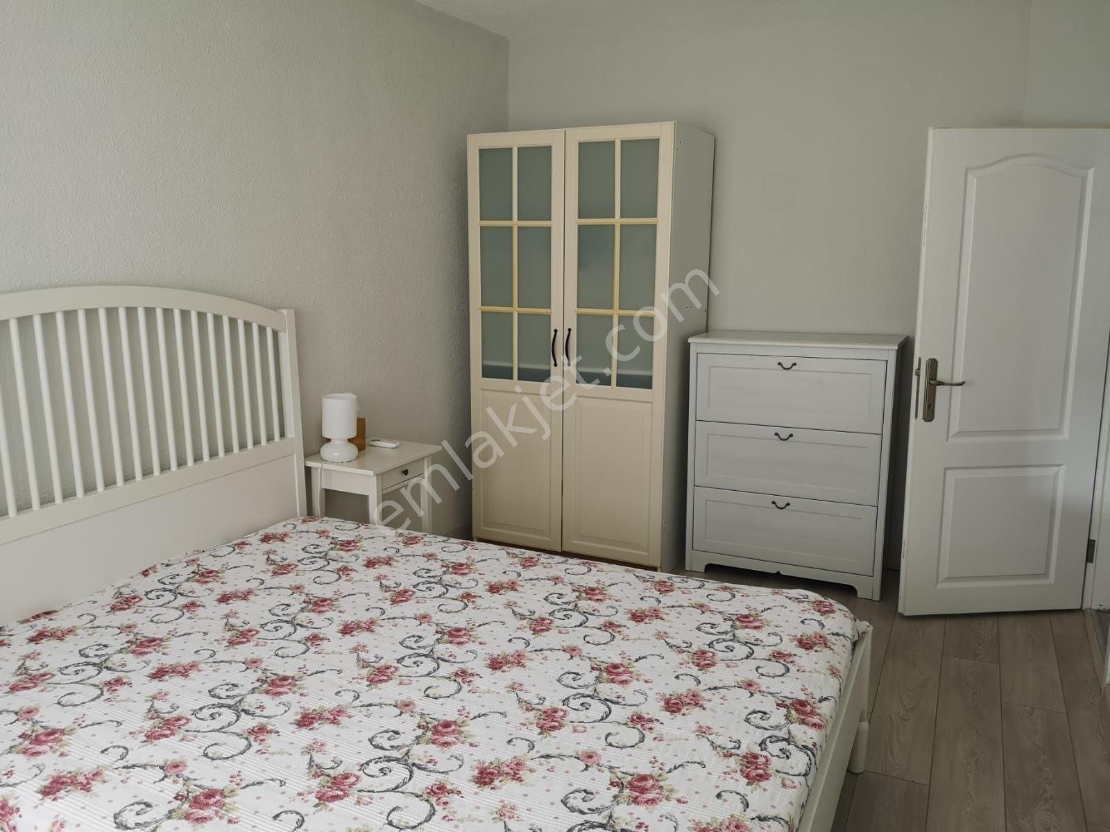 Ilıca Denize Sıfır Havuzlu Sitede Tadilatlı Yaz Dönemi Kiralık 2+1 Daire - Görsel 23