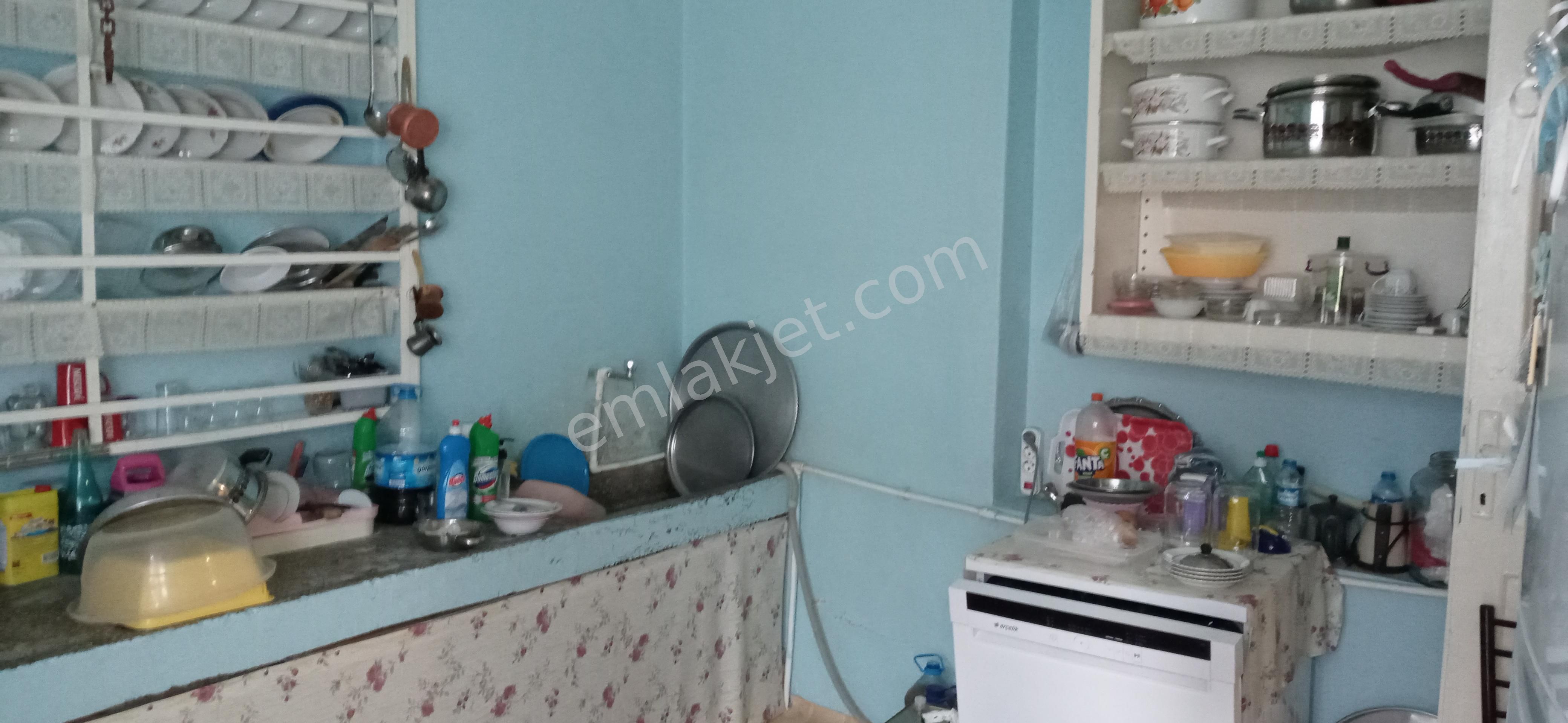 Emlakçıdan Bursa Gemlik Umurbey Mahallesi 2+2 Satılık Müstakil 425.000
