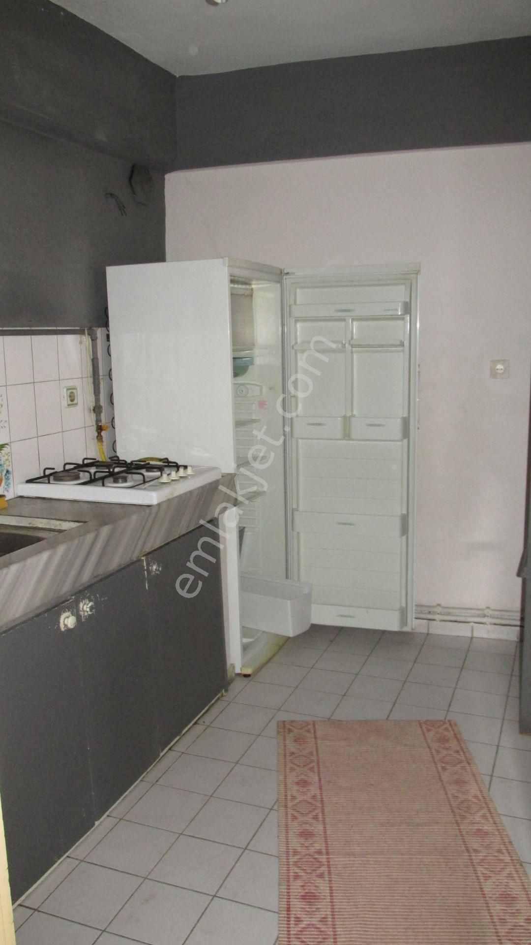 Emlakçıdan Bursa Osmangazi Hocahasan Mahallesi 2+1 Kiralık Daire 1.100