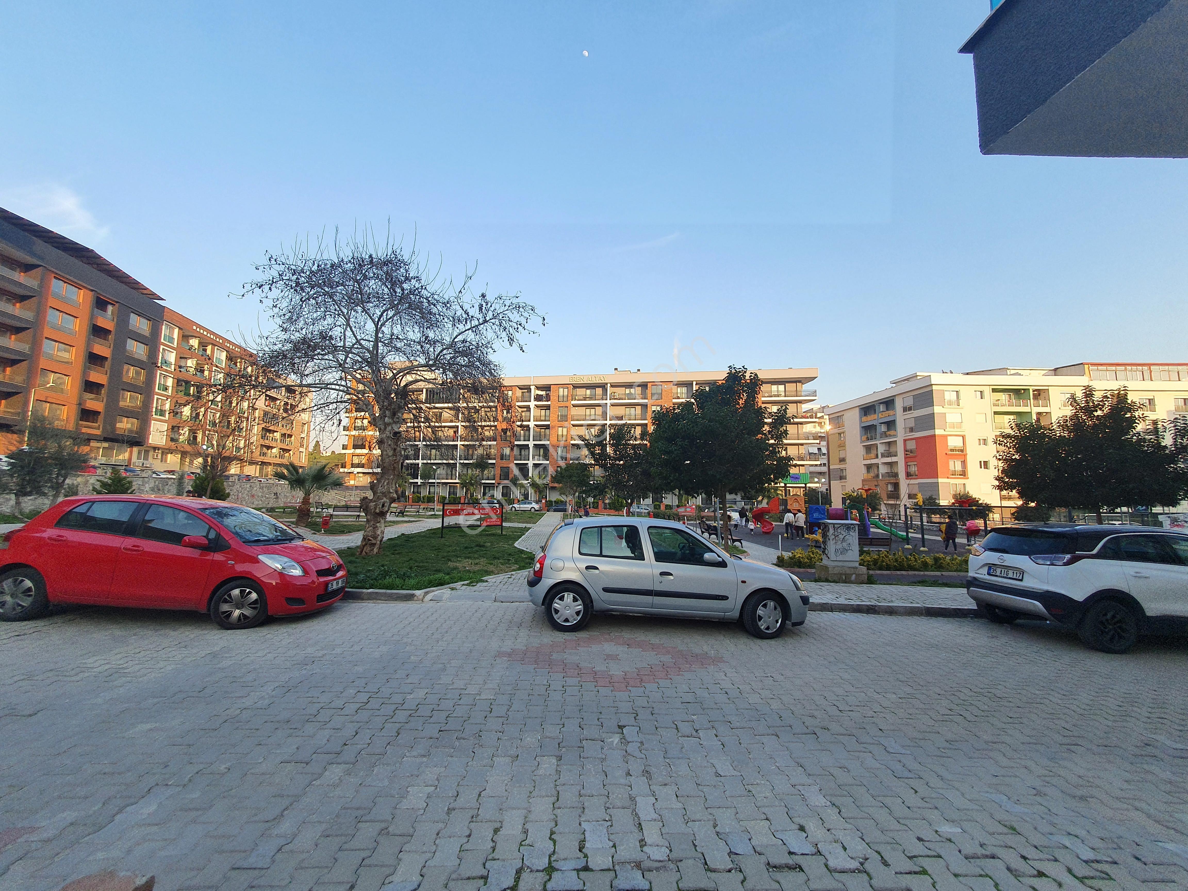 Bornovada Eşyalı 1+1 Kiralık Lüks Daire - Görsel 5