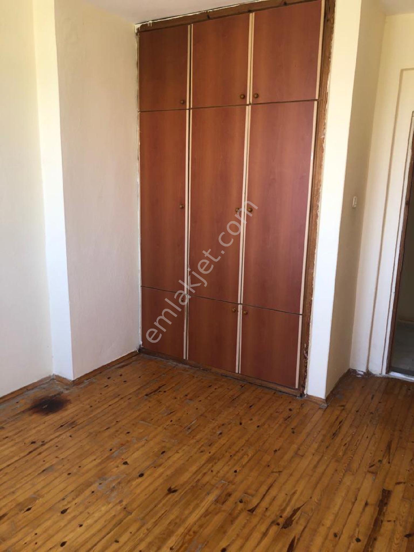 Sahibinden Selçuk Üniversitesi Karşısı - Görsel 5