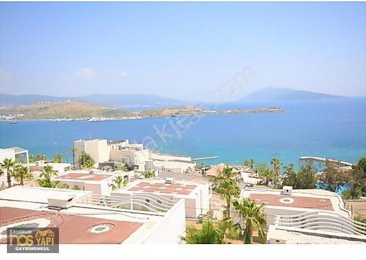 Bodrum Gümbet Satılık Daire Gümbet Havuzlu Deniz Manzaralı Kapalı Otoparklı Sitede 2+1 Daire