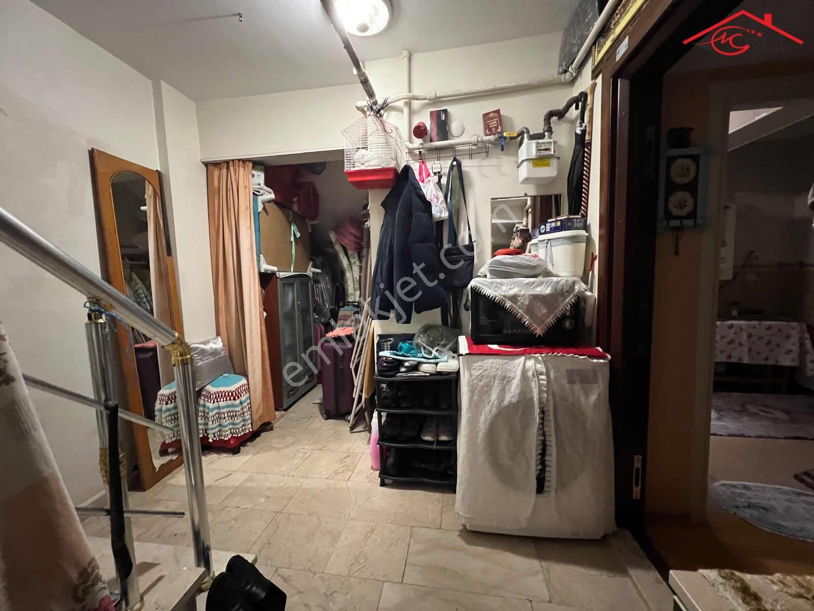 Yenibosna Merkez Mahallesinde Satılık Bahçe Katı Daire 2+1 Genç - Görsel 21