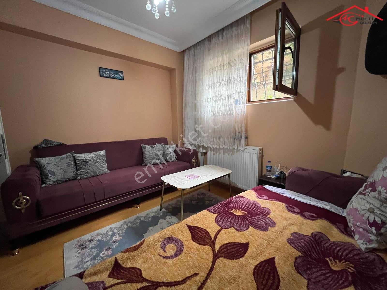 Yenibosna Merkez Mahallesinde Satılık Bahçe Katı Daire 2+1 Genç - Görsel 9