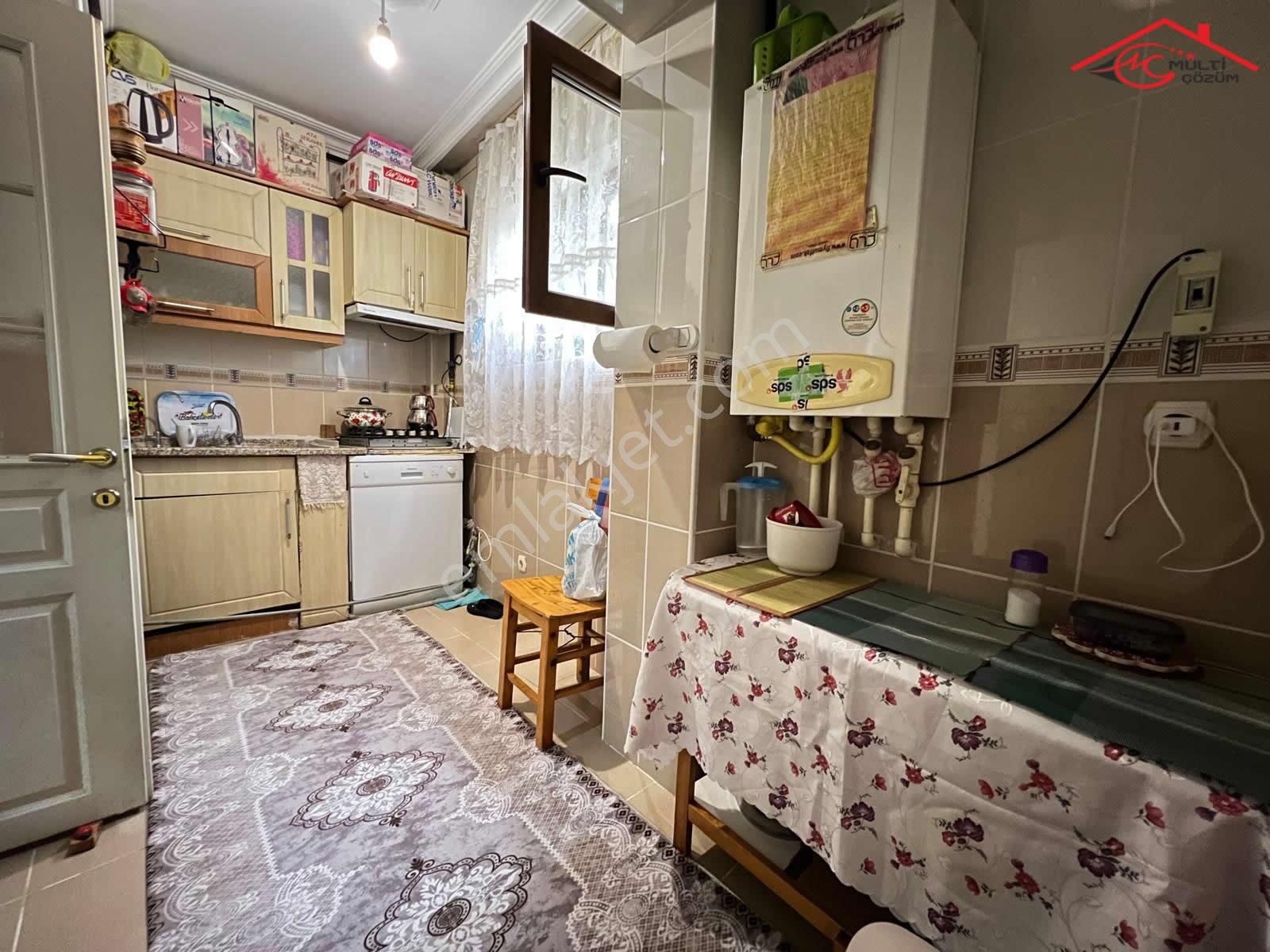 Yenibosna Merkez Mahallesinde Satılık Bahçe Katı Daire 2+1 Genç - Görsel 11