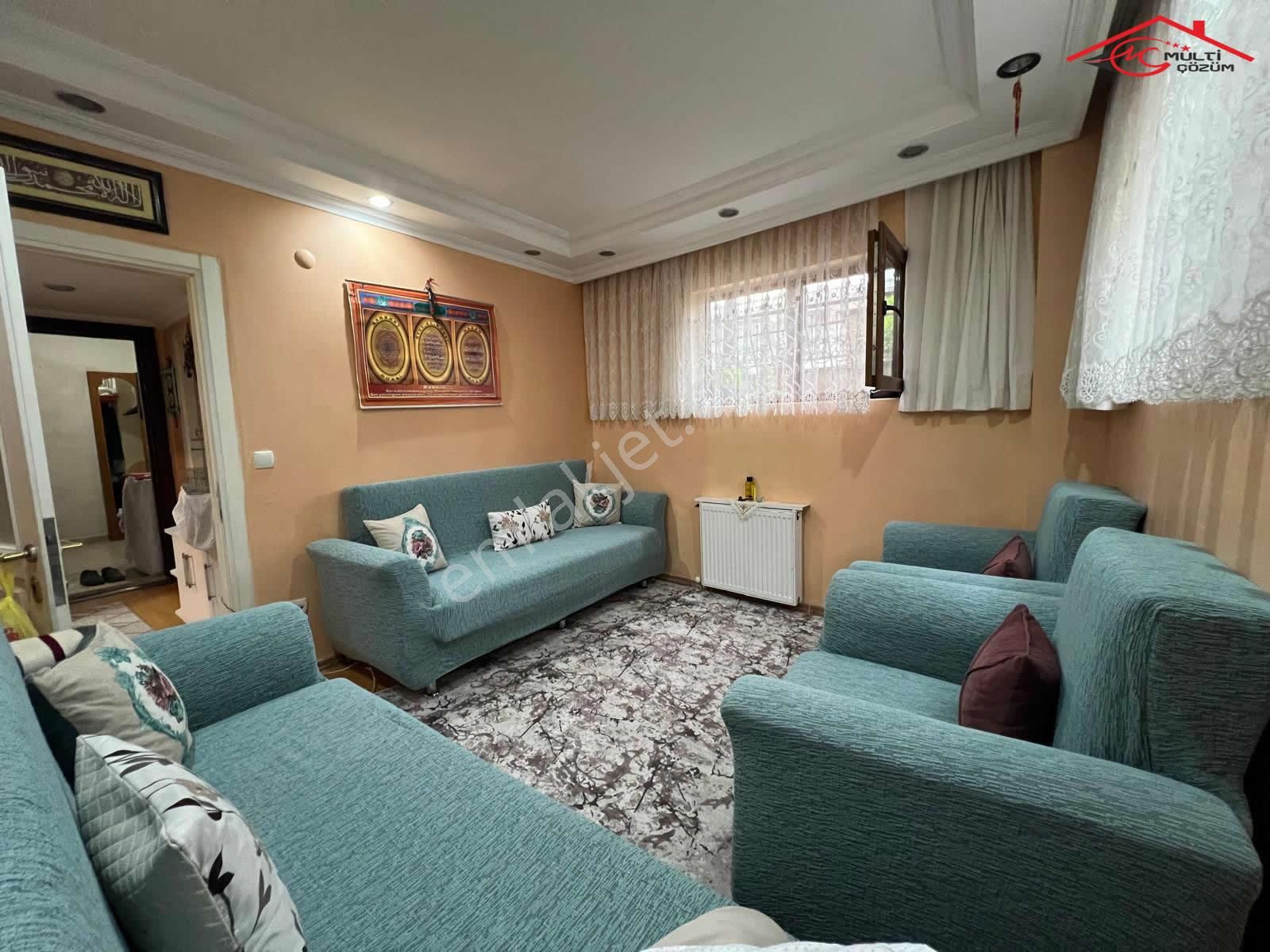 Yenibosna Merkez Mahallesinde Satılık Bahçe Katı Daire 2+1 Genç - Görsel 3