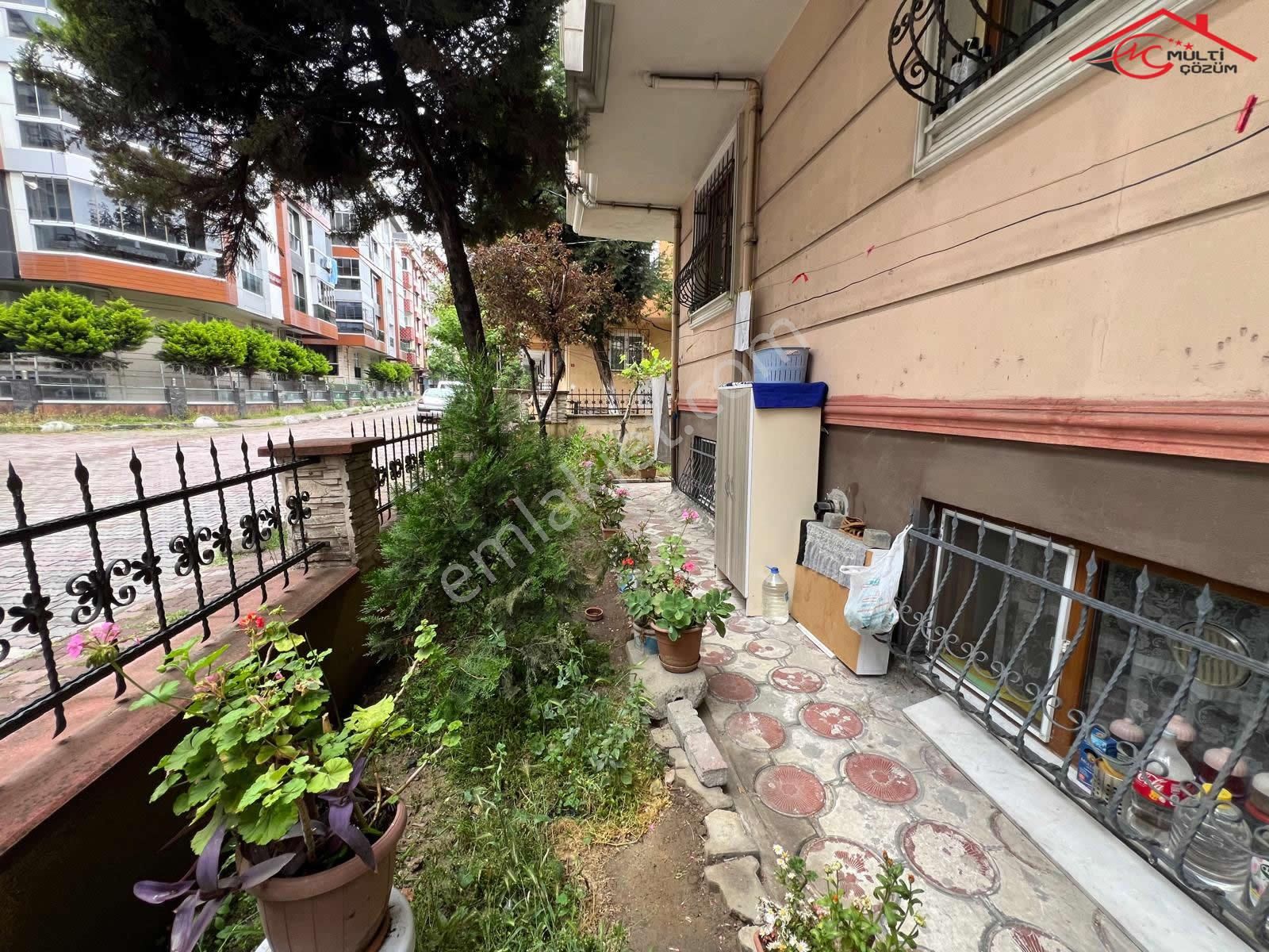 Yenibosna Merkez Mahallesinde Satılık Bahçe Katı Daire 2+1 Genç - Görsel 25