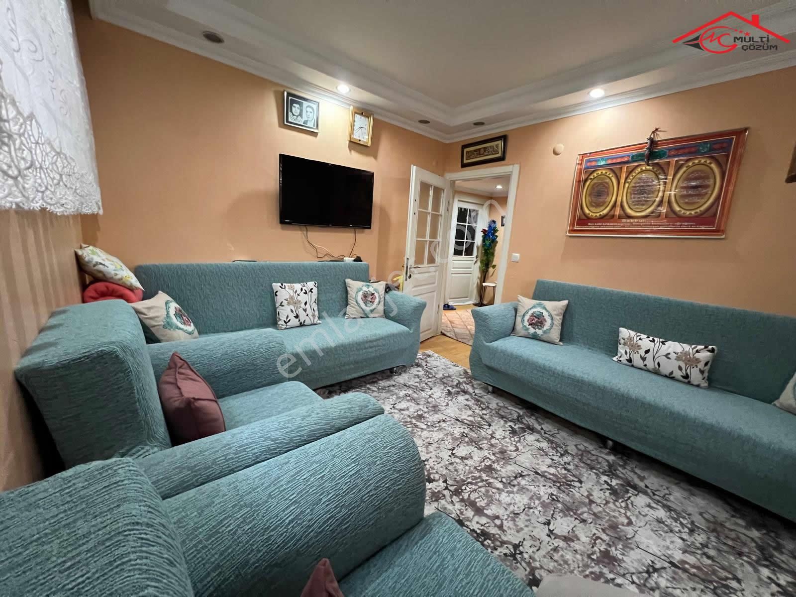 Yenibosna Merkez Mahallesinde Satılık Bahçe Katı Daire 2+1 Genç - Görsel 4