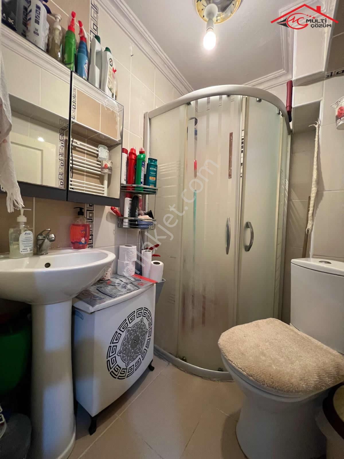 Yenibosna Merkez Mahallesinde Satılık Bahçe Katı Daire 2+1 Genç - Görsel 19