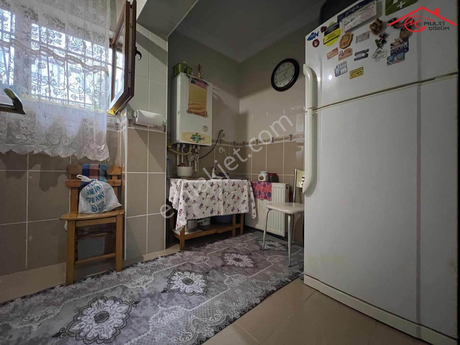 Yenibosna Merkez Mahallesinde Satılık Bahçe Katı Daire 2+1 Genç - Görsel 14