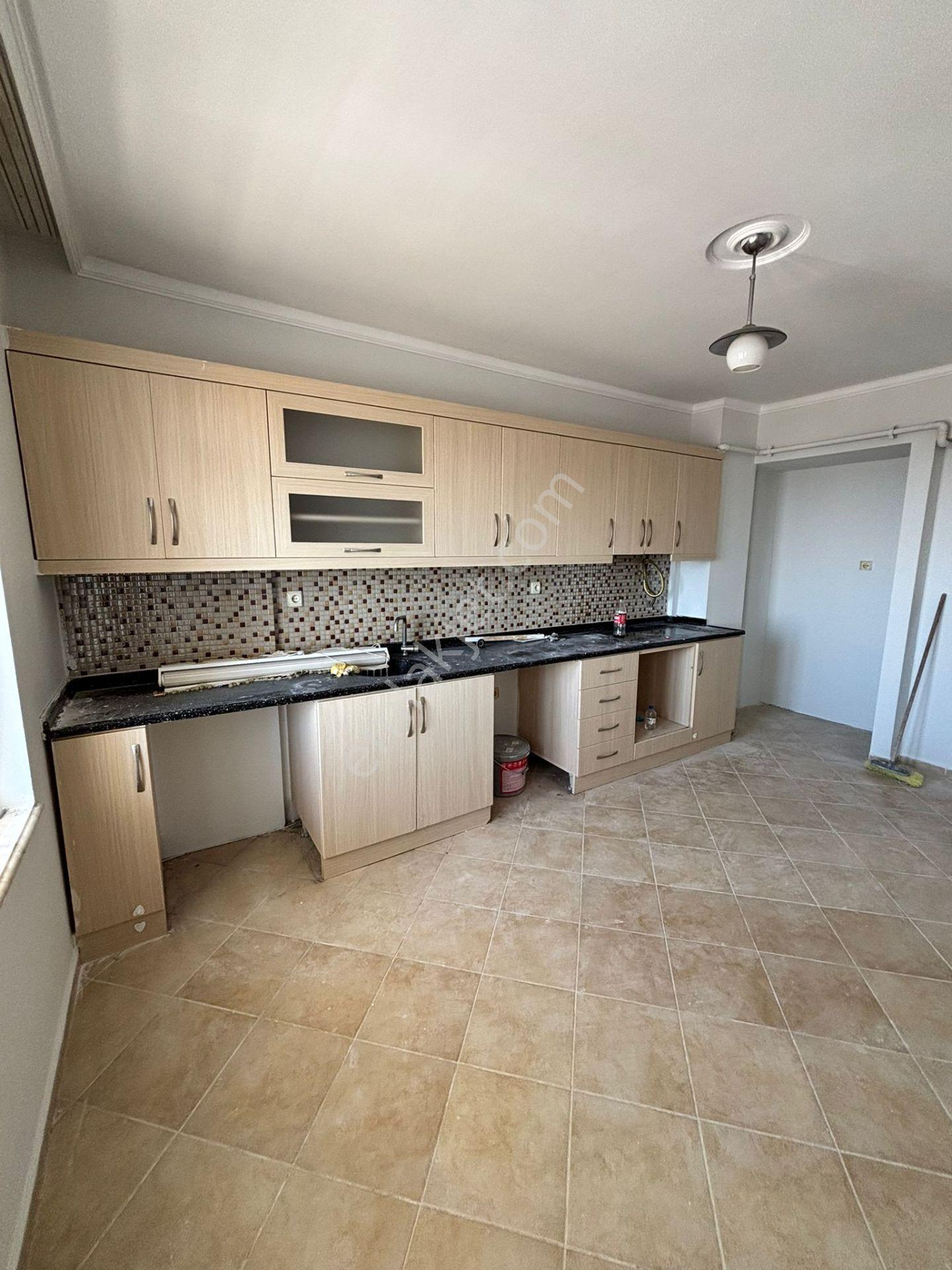 Kiralık 4+1 Daire 8.kat 230 Mt.30.000tl.çocuk Hast.yanı - Görsel 4