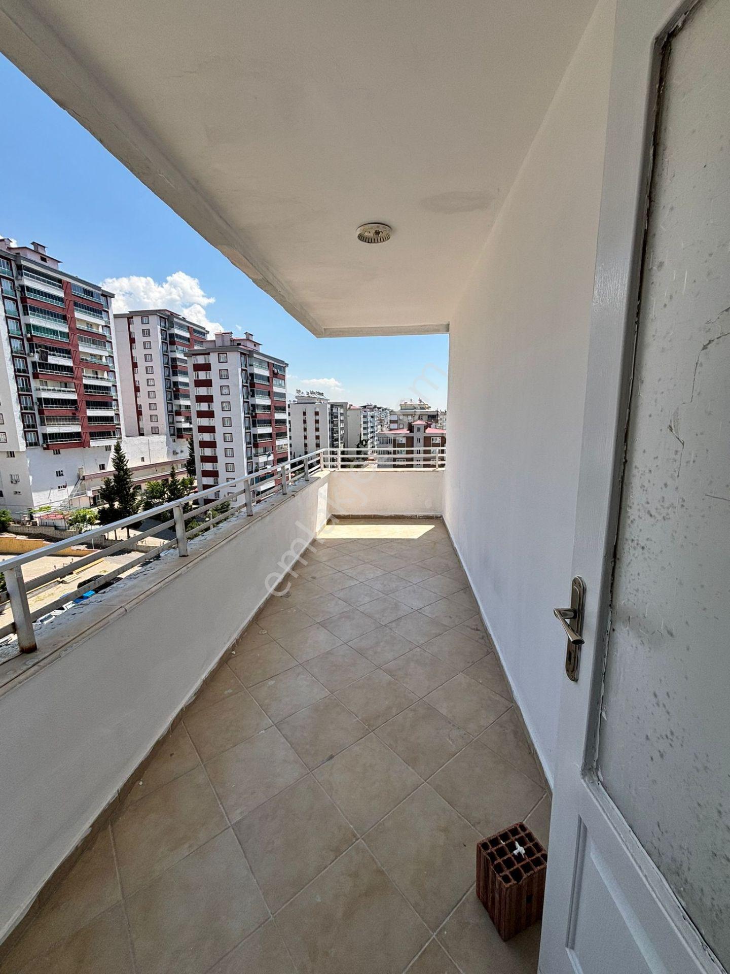 Kiralık 4+1 Daire 8.kat 230 Mt.30.000tl.çocuk Hast.yanı - Görsel 12