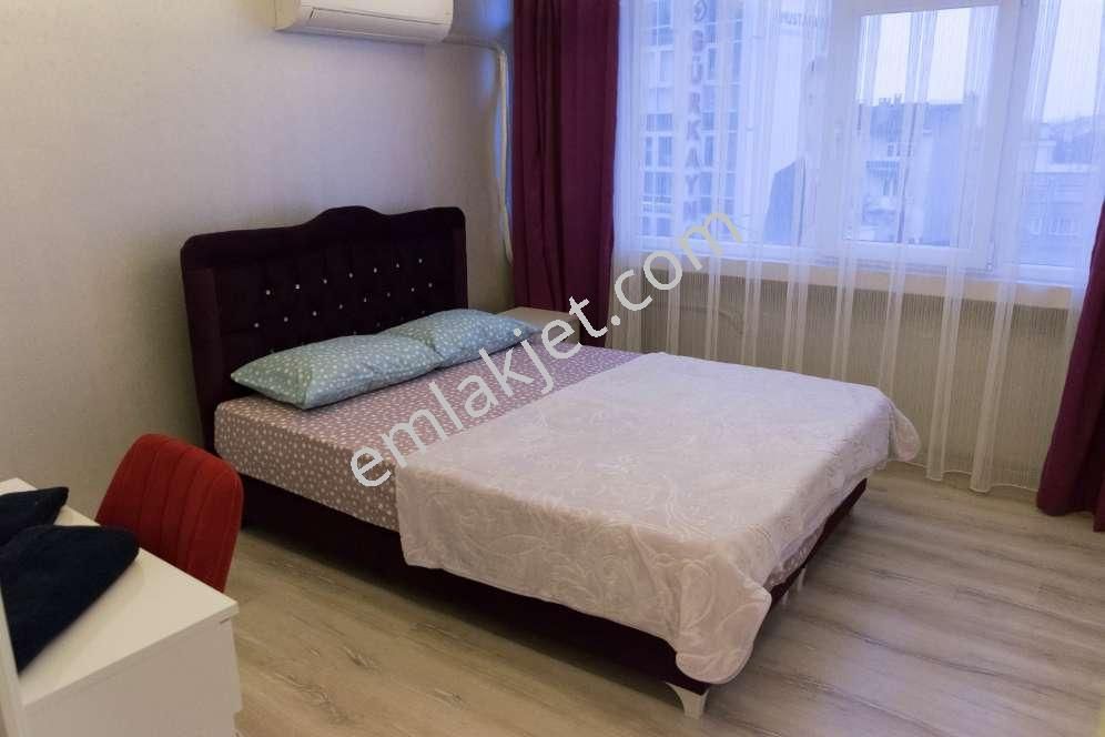 Emlakçıdan Bursa Osmangazi Kuruçeşme Mahallesi 1+1 Günlük Kiralık Daire