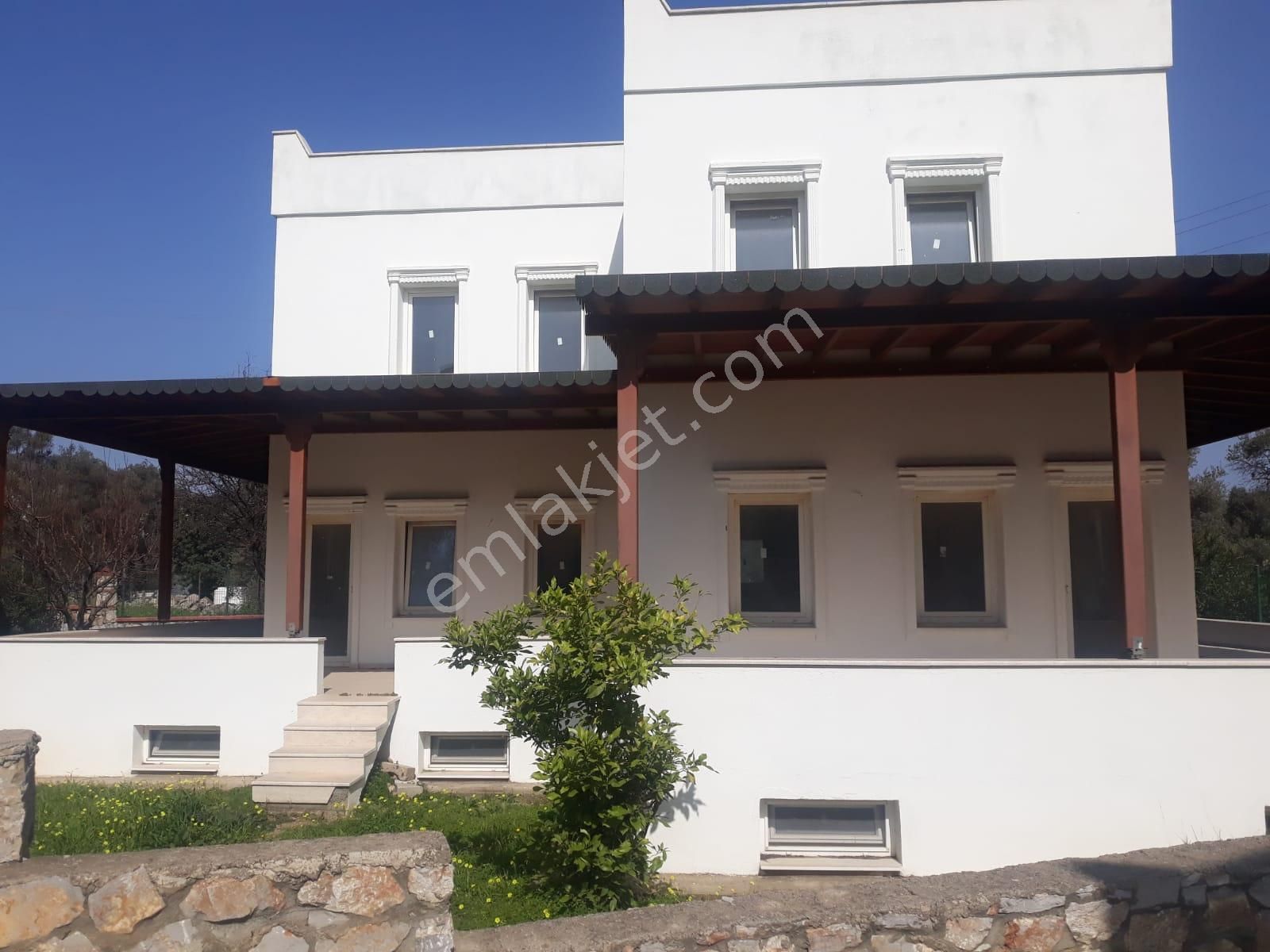 Emlakçıdan Muğla Bodrum Torba Mahallesi 2+1 Kiralık Daire 6.000 TL 9317631