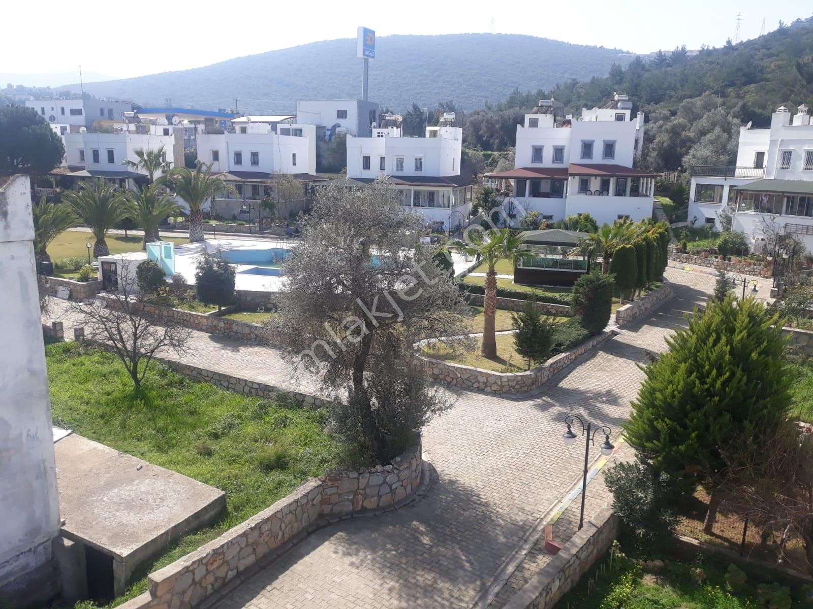 Emlakçıdan Muğla Bodrum Torba Mahallesi 2+1 Kiralık Daire 6.000 TL 9317631