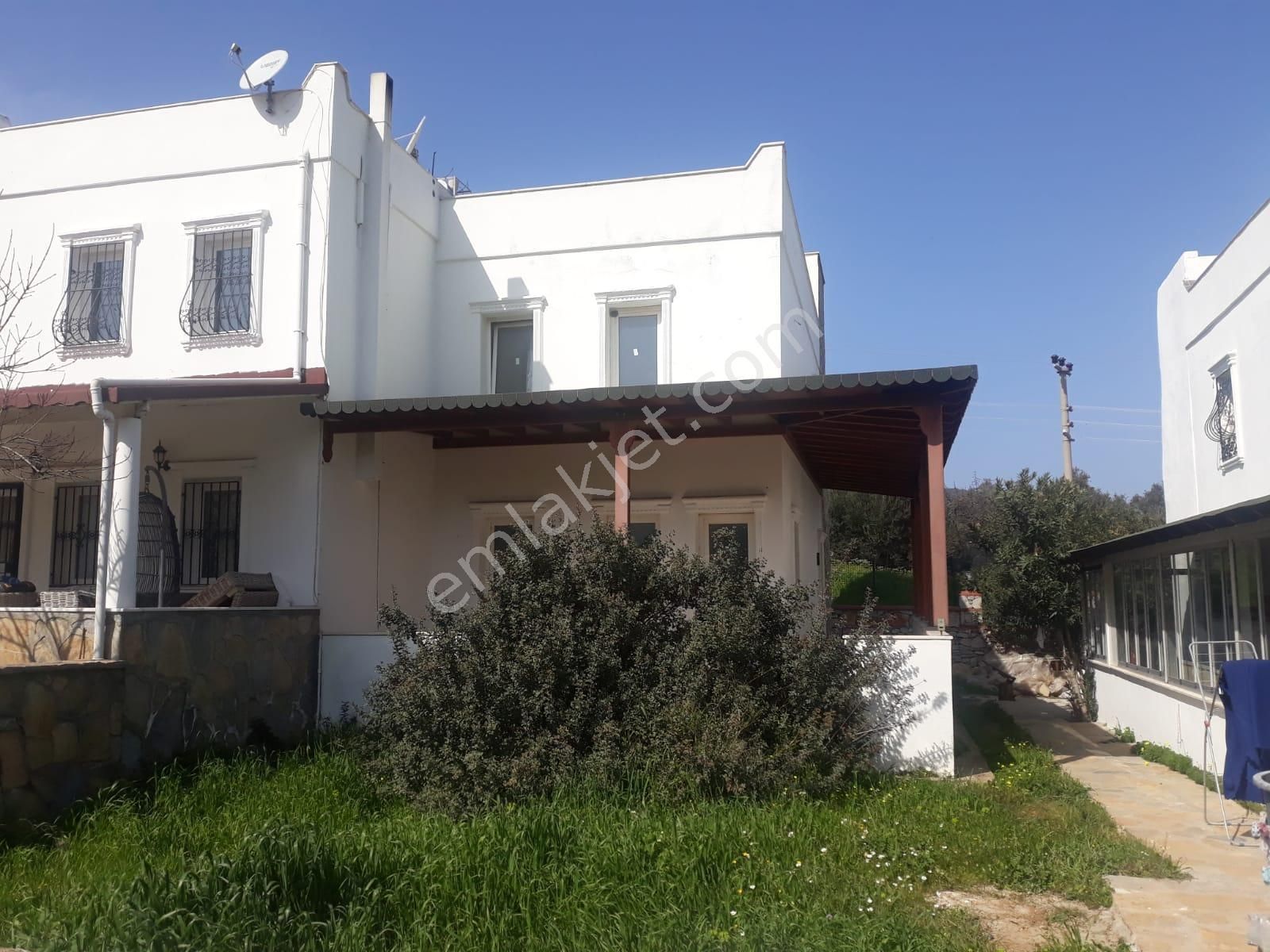 Emlakçıdan Muğla Bodrum Torba Mahallesi 2+1 Kiralık Daire 6.000 TL 9317631
