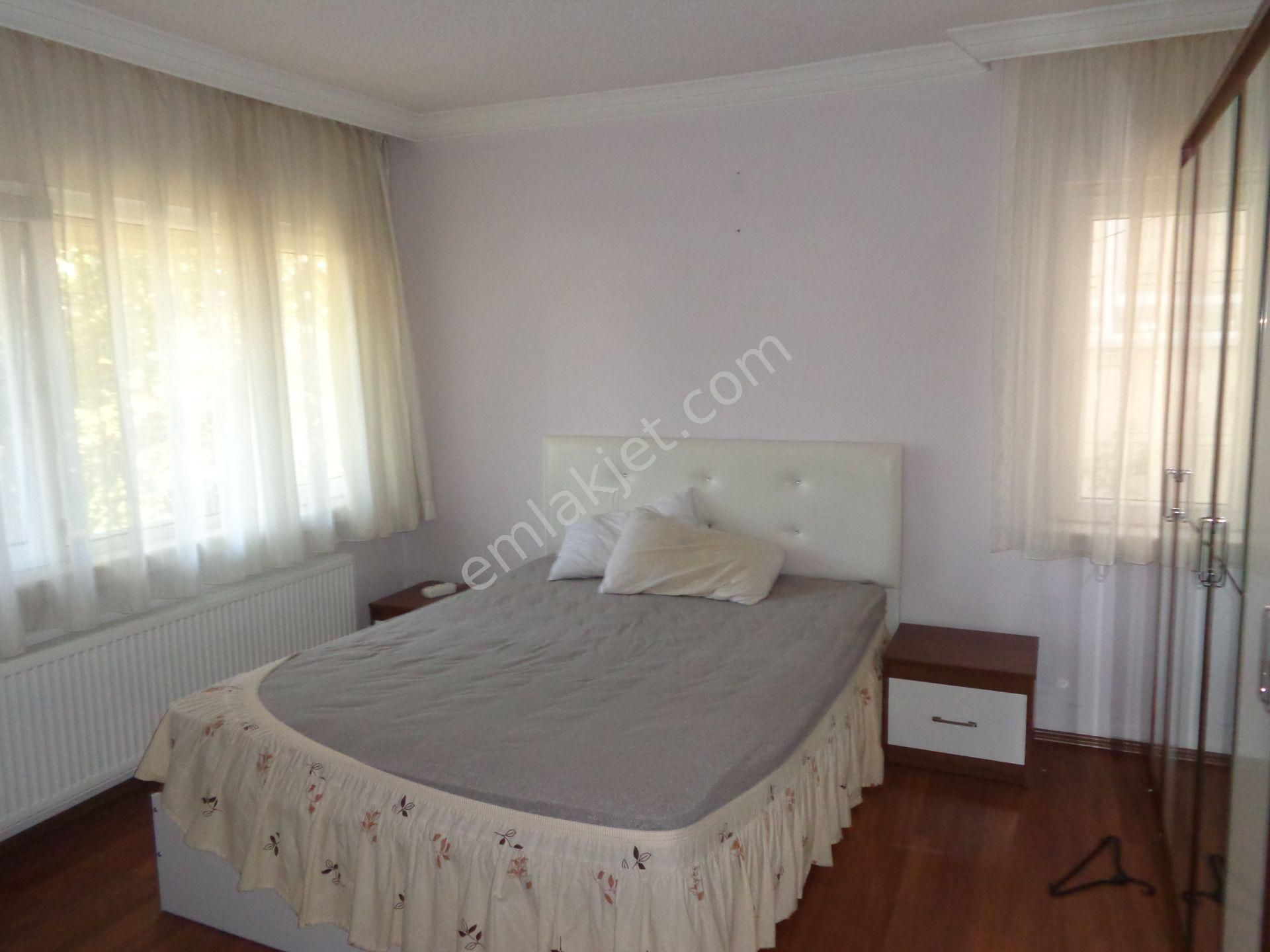 Dikmen Caddesinde , Eşyalı, Kombili , 2+1, 1.kot, Bahçe Katı - Görsel 20