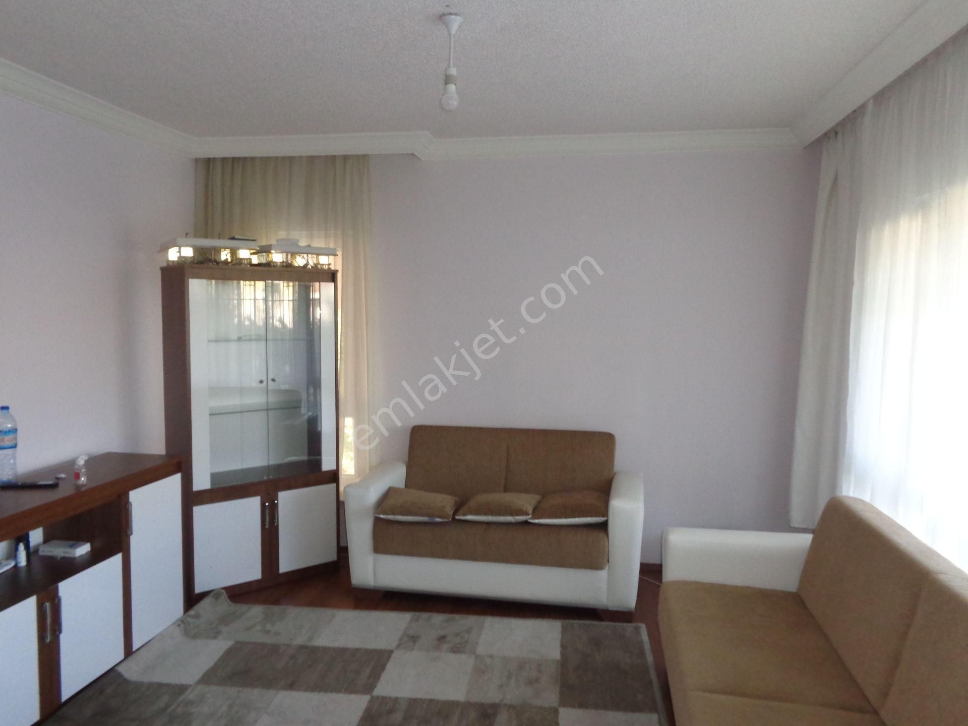 Dikmen Caddesinde , Eşyalı, Kombili , 2+1, 1.kot, Bahçe Katı - Görsel 7