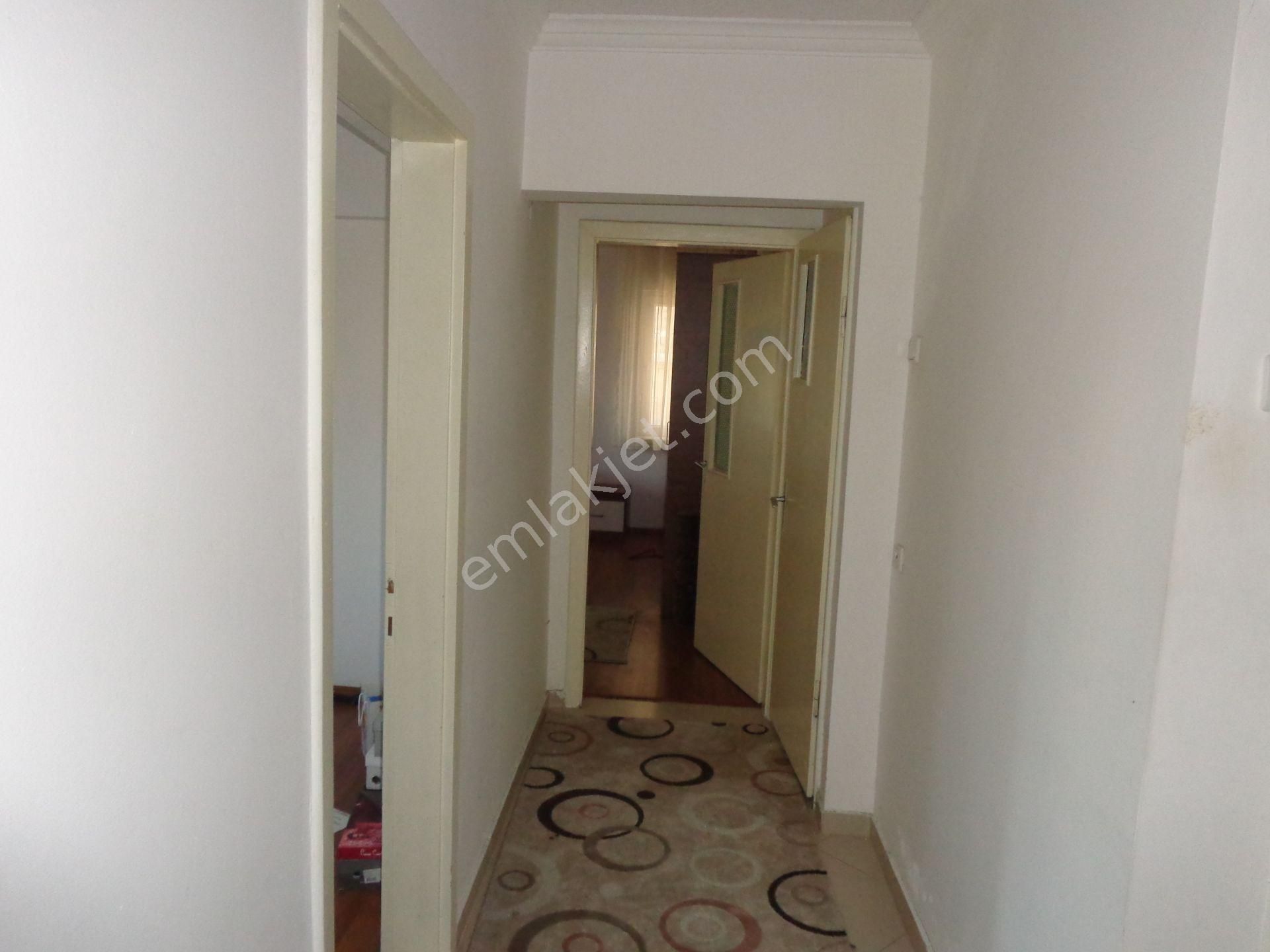 Dikmen Caddesinde , Eşyalı, Kombili , 2+1, 1.kot, Bahçe Katı - Görsel 32