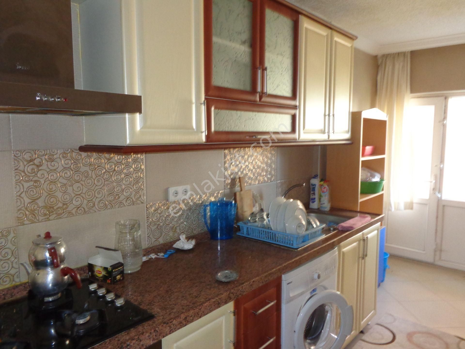 Dikmen Caddesinde , Eşyalı, Kombili , 2+1, 1.kot, Bahçe Katı - Görsel 3