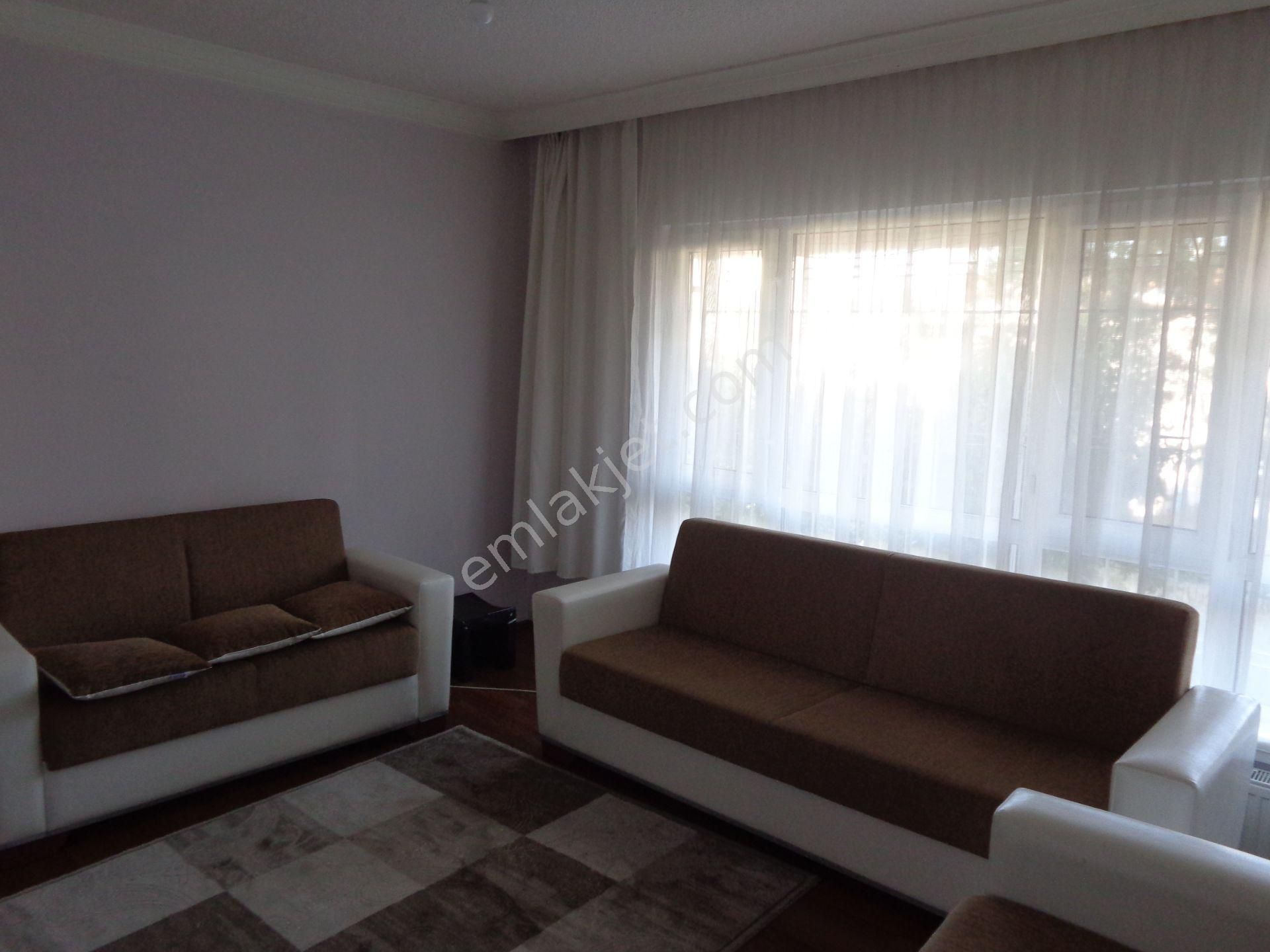 Dikmen Caddesinde , Eşyalı, Kombili , 2+1, 1.kot, Bahçe Katı - Görsel 8