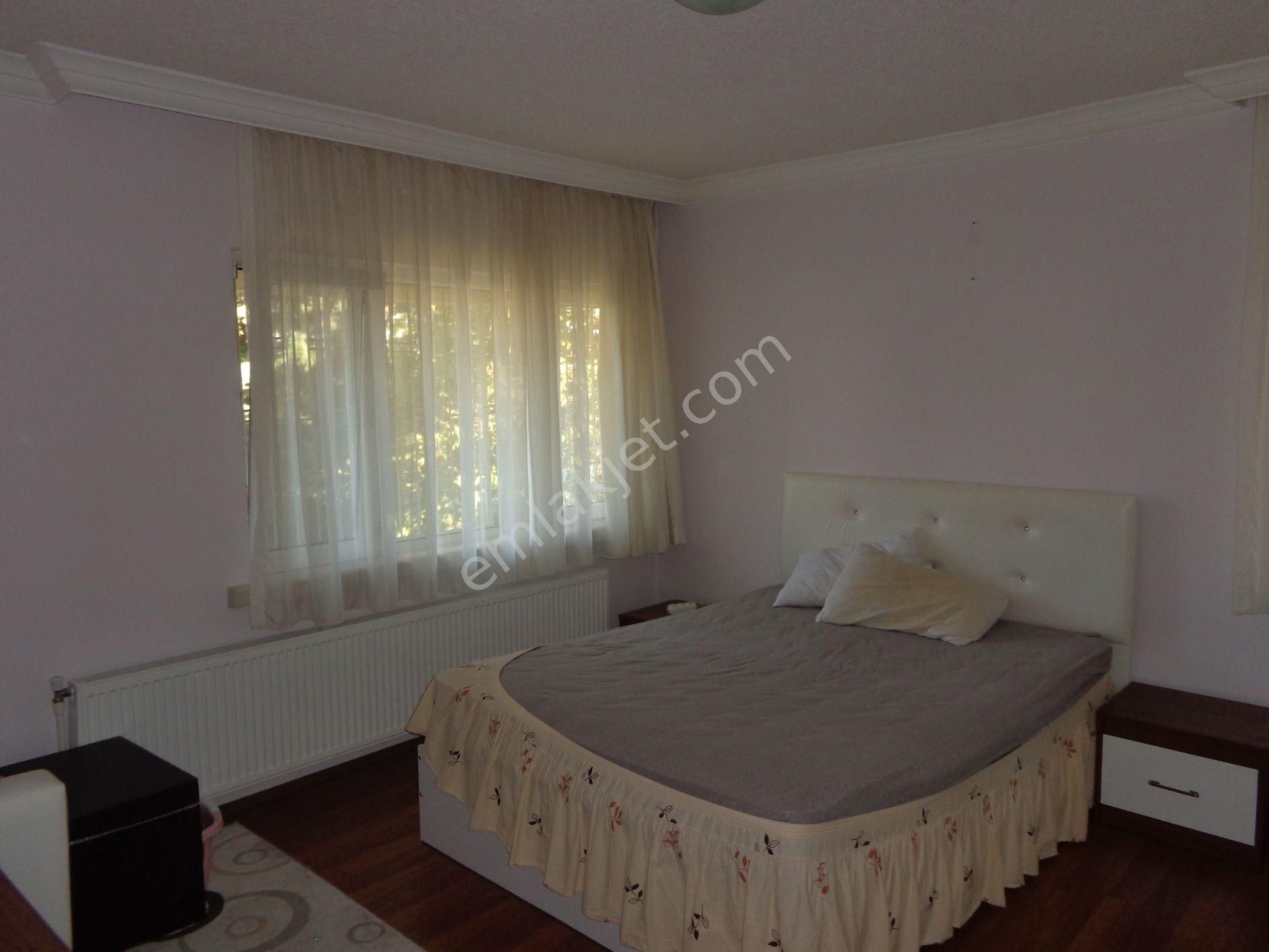 Dikmen Caddesinde , Eşyalı, Kombili , 2+1, 1.kot, Bahçe Katı - Görsel 21