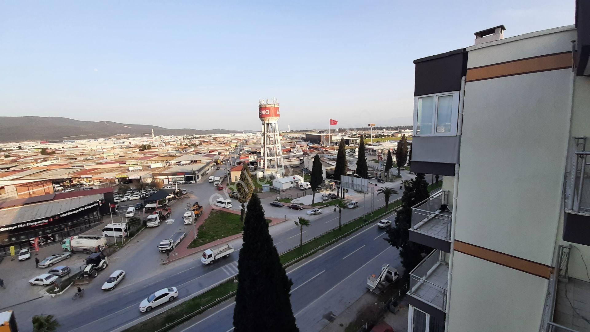 Emlakçıdan İzmir Torbalı Torbalı Mahallesi 3+1 Satılık Daire 275.000 TL