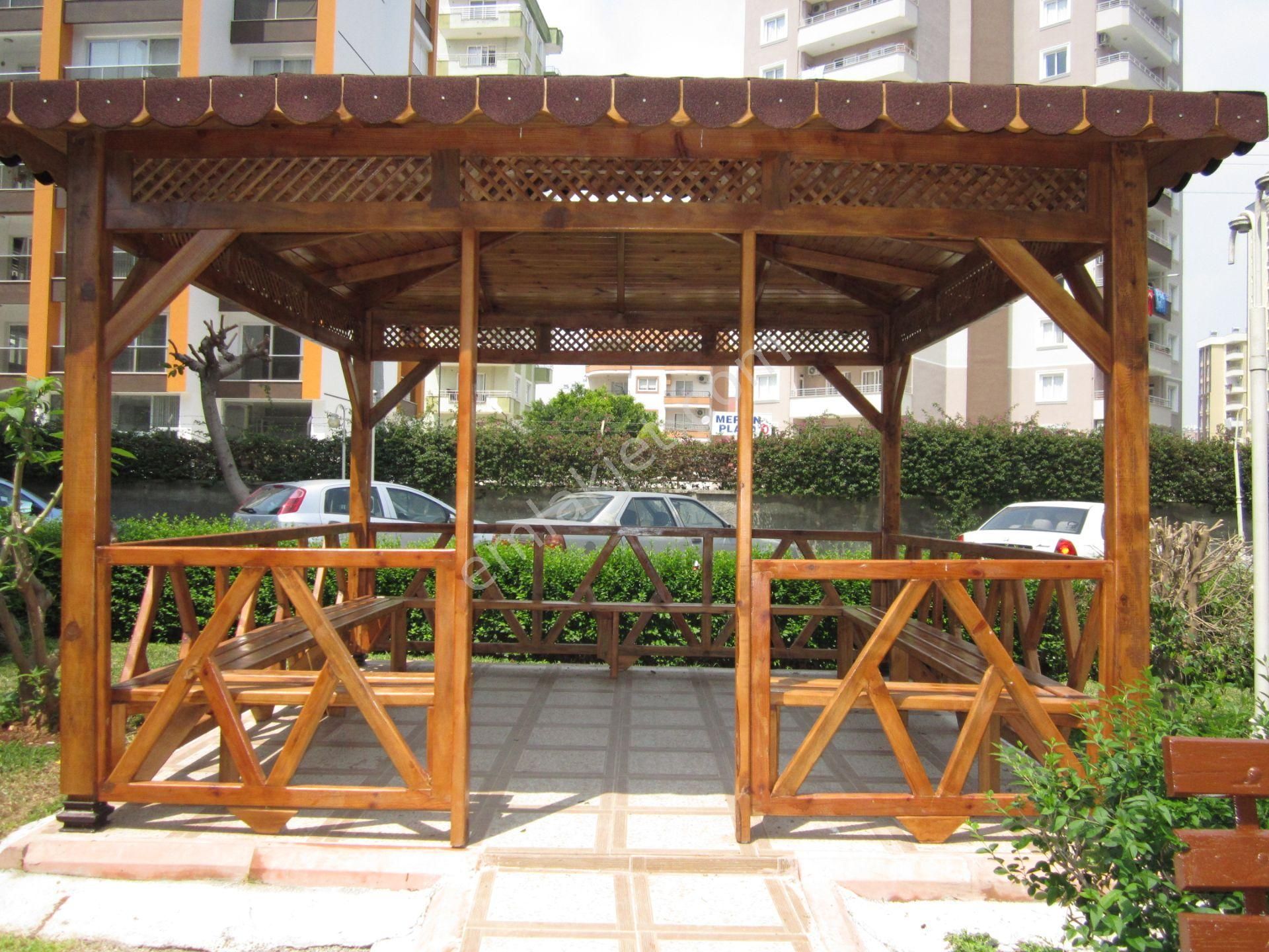 Emlakçıdan Mersin Mezitli Menderes Mahallesi 3+1 Satılık Daire 265.000